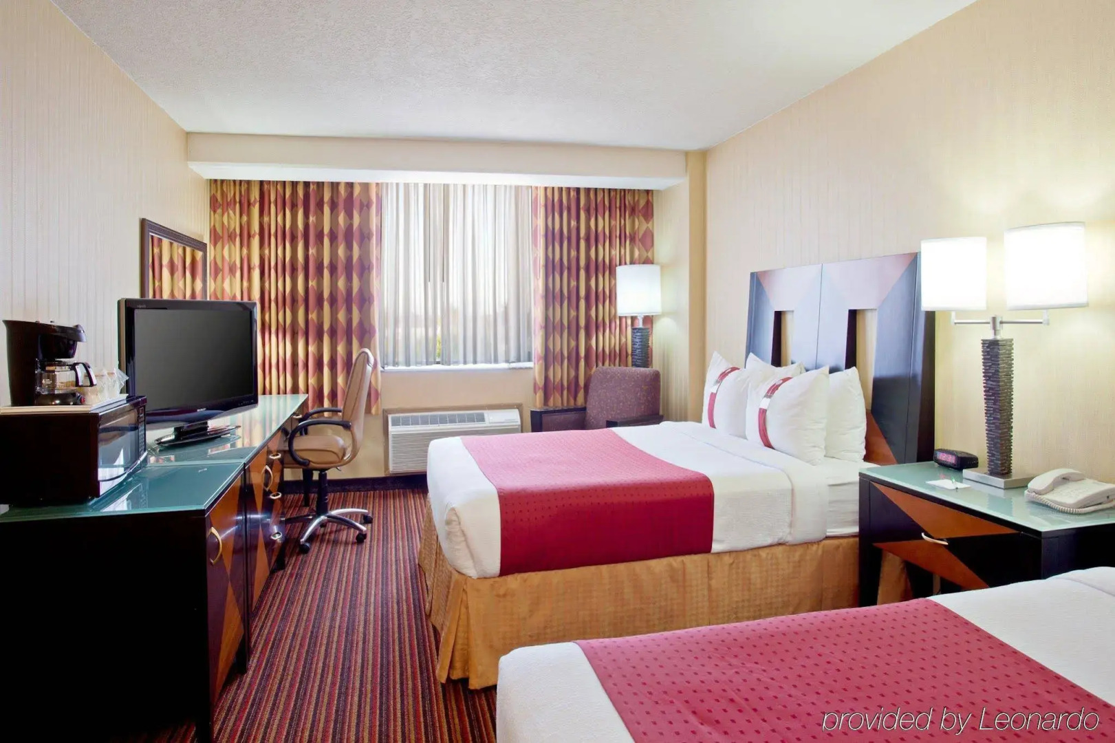 Holiday Inn Long Beach-Downtown Area
