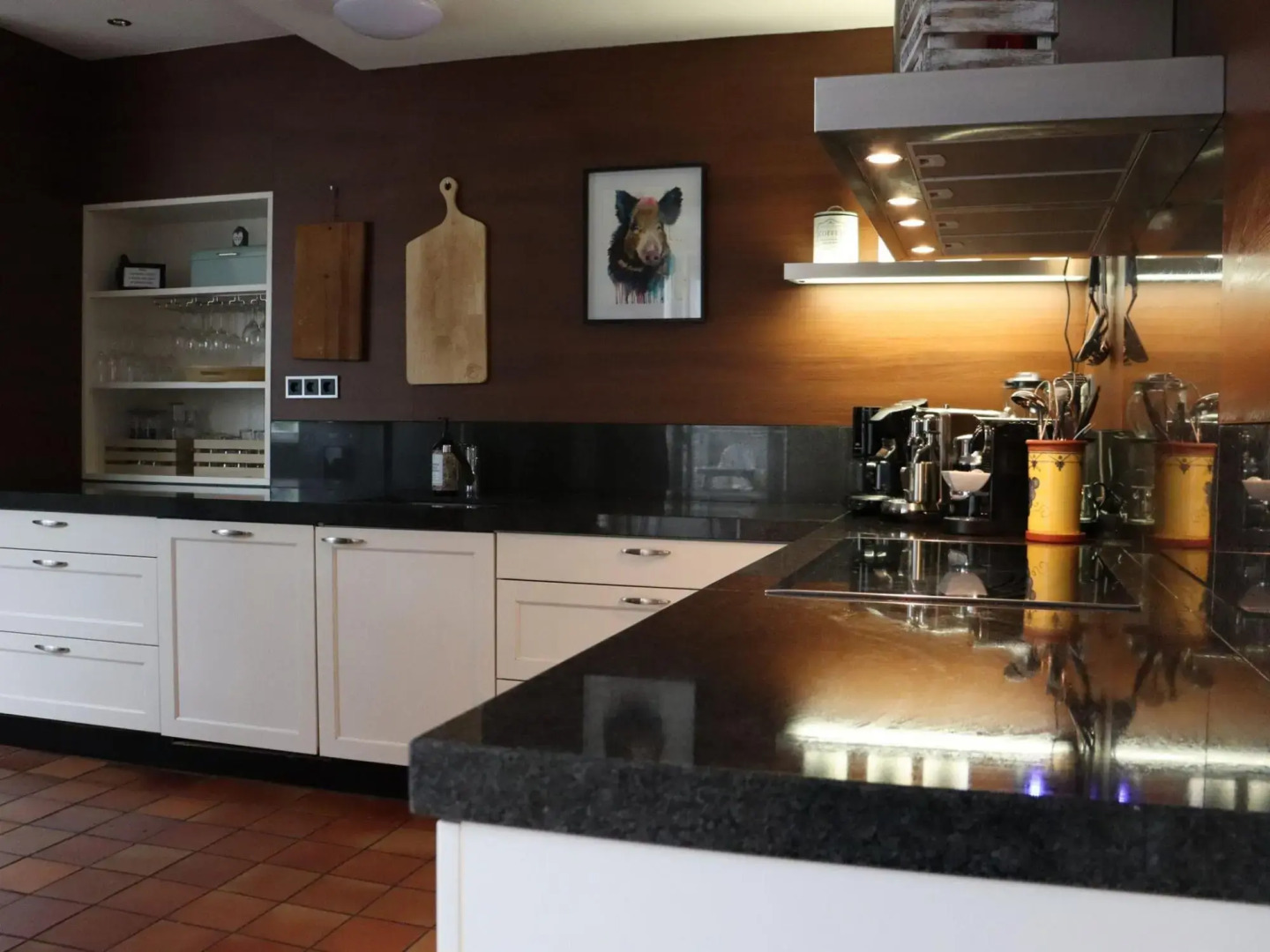 Cozy villa with wellness tub, sauna and spacious garden