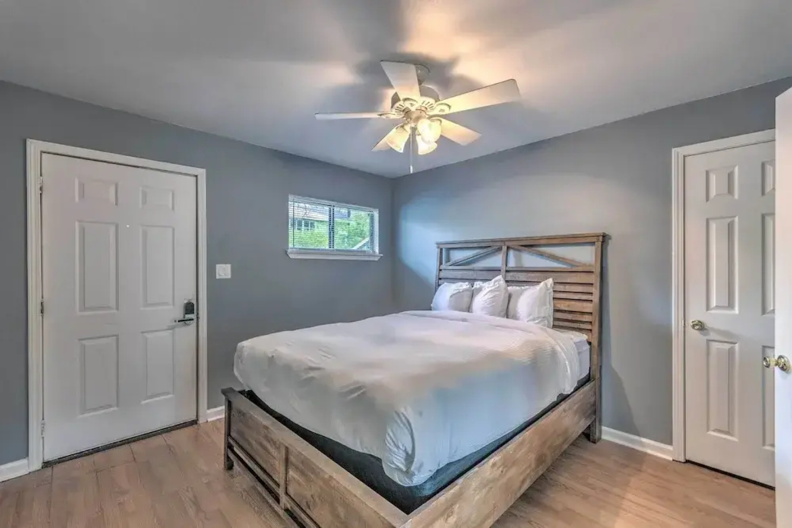 Modern Hot Springs Condo w/ Dock on Lake Hamilton!