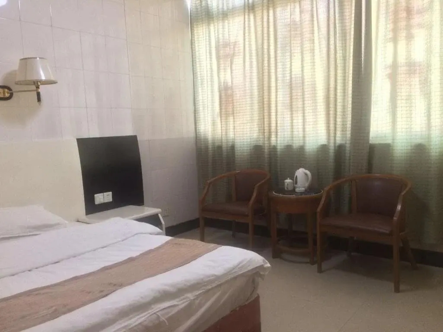 Hua Xing Hotel
