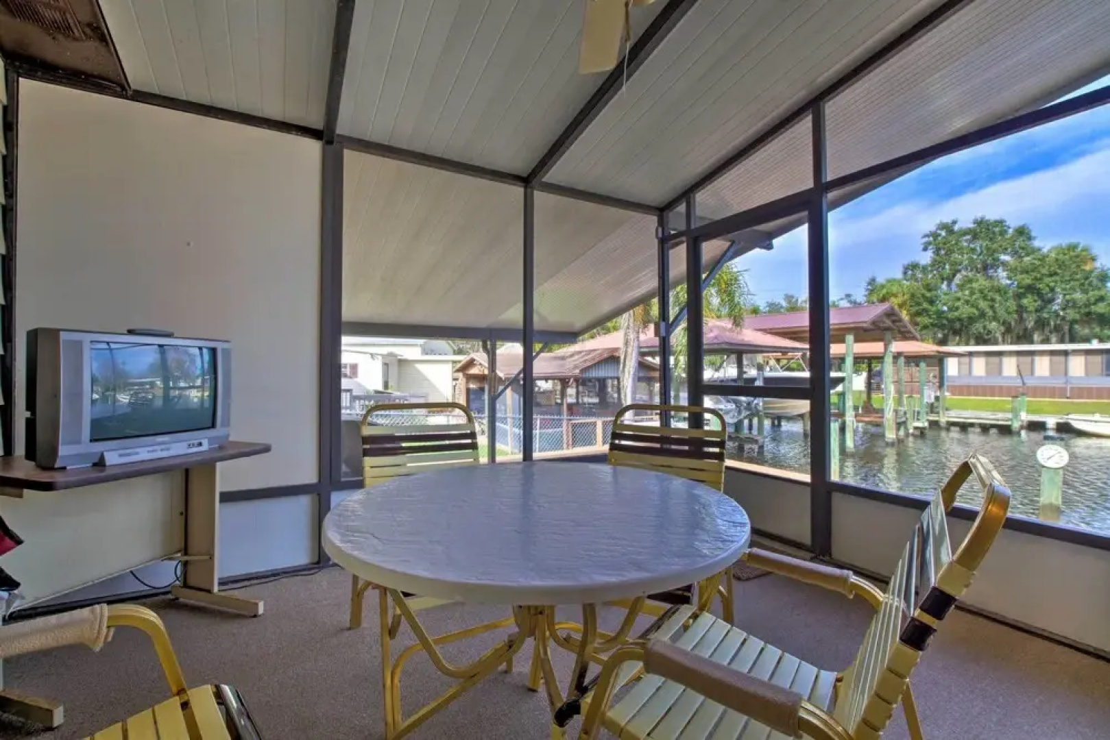 Waterfront Homosassa Home w/ Private Dock & Deck!