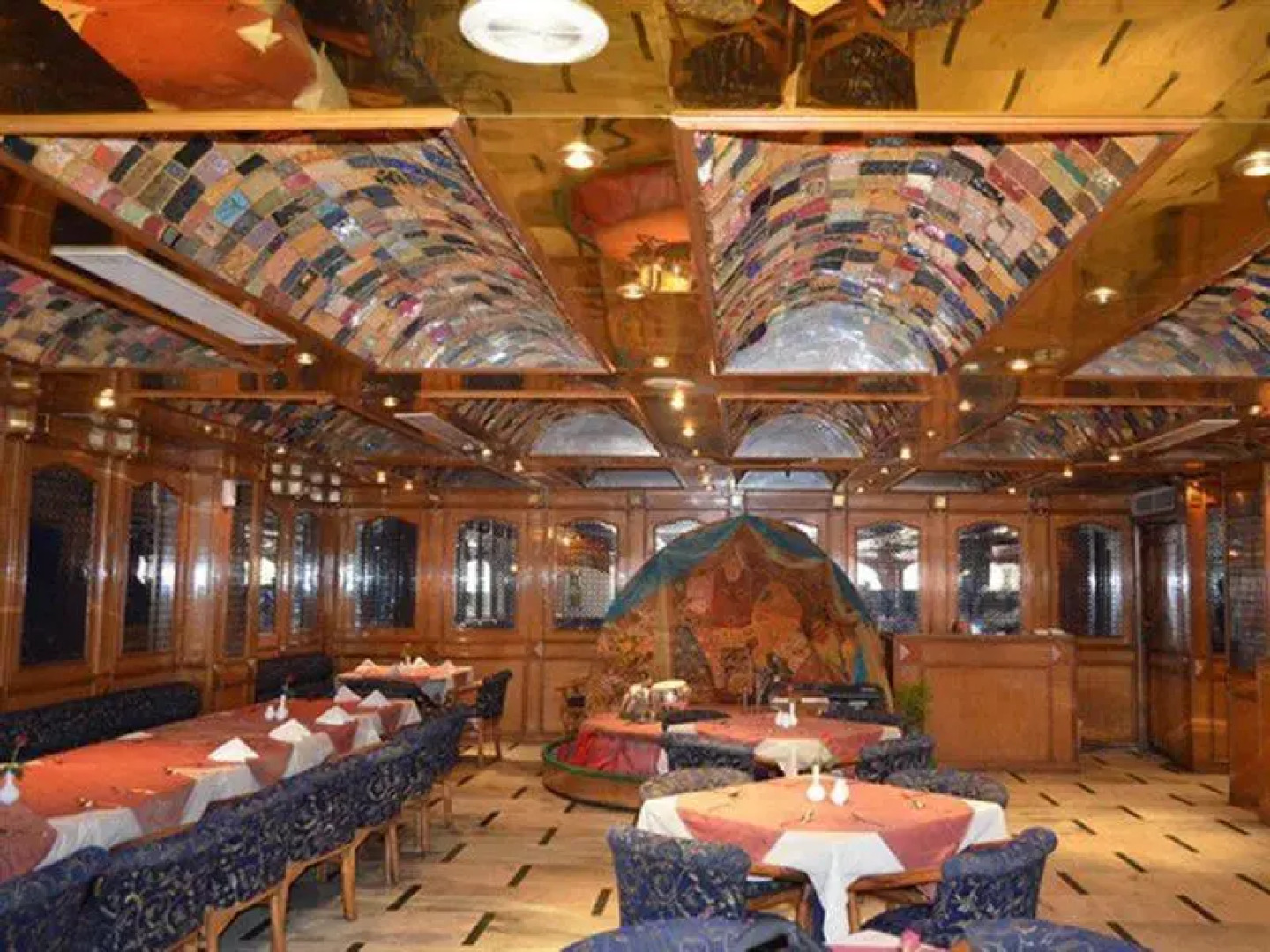 Hotel Maharani Palace