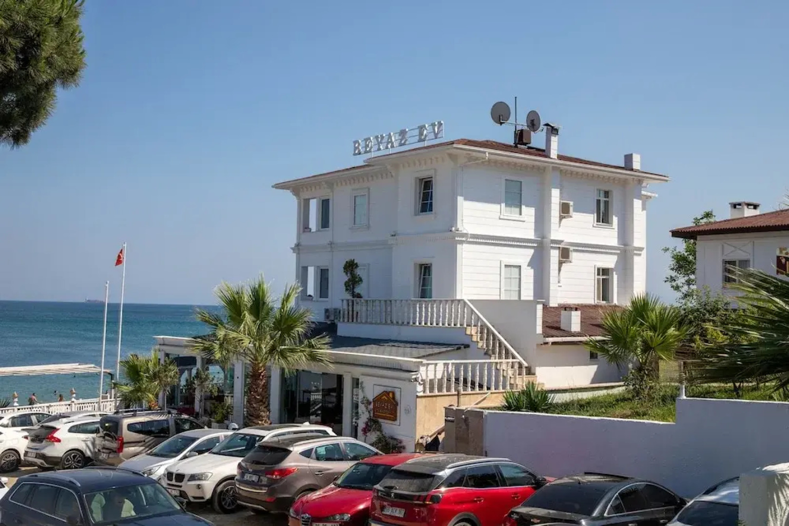 Beyaz Ev Hotel & Restaurant