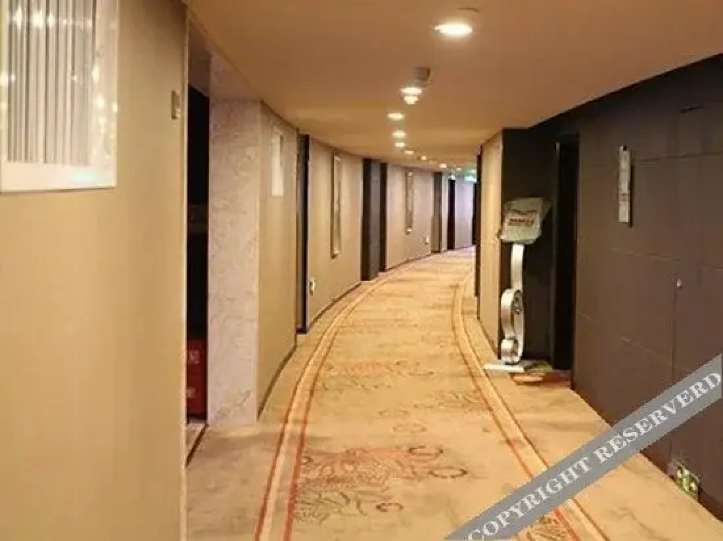 Xuchang Sanding Huayue Hotel