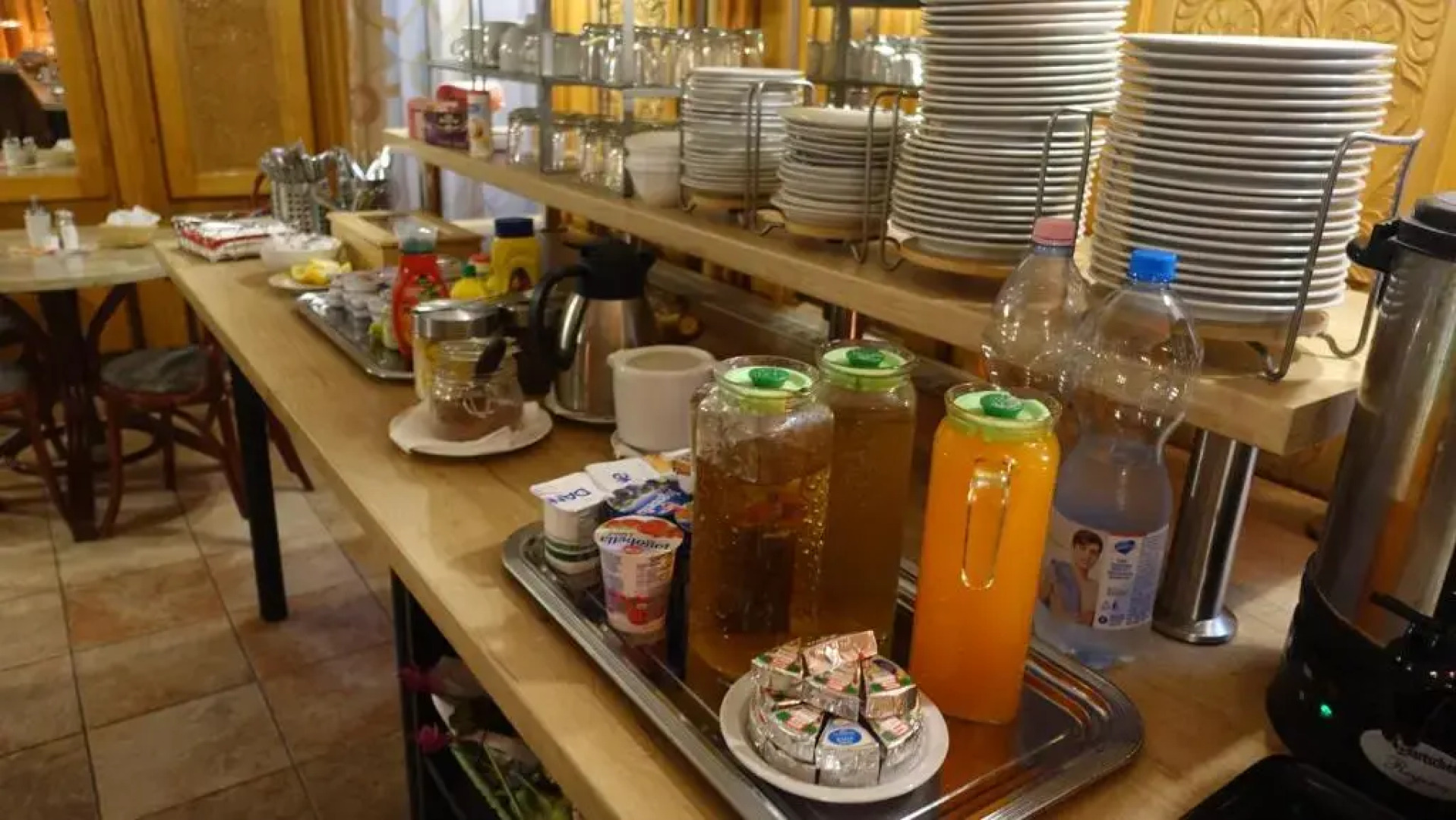 Fészek Fogadó - Pension Nest