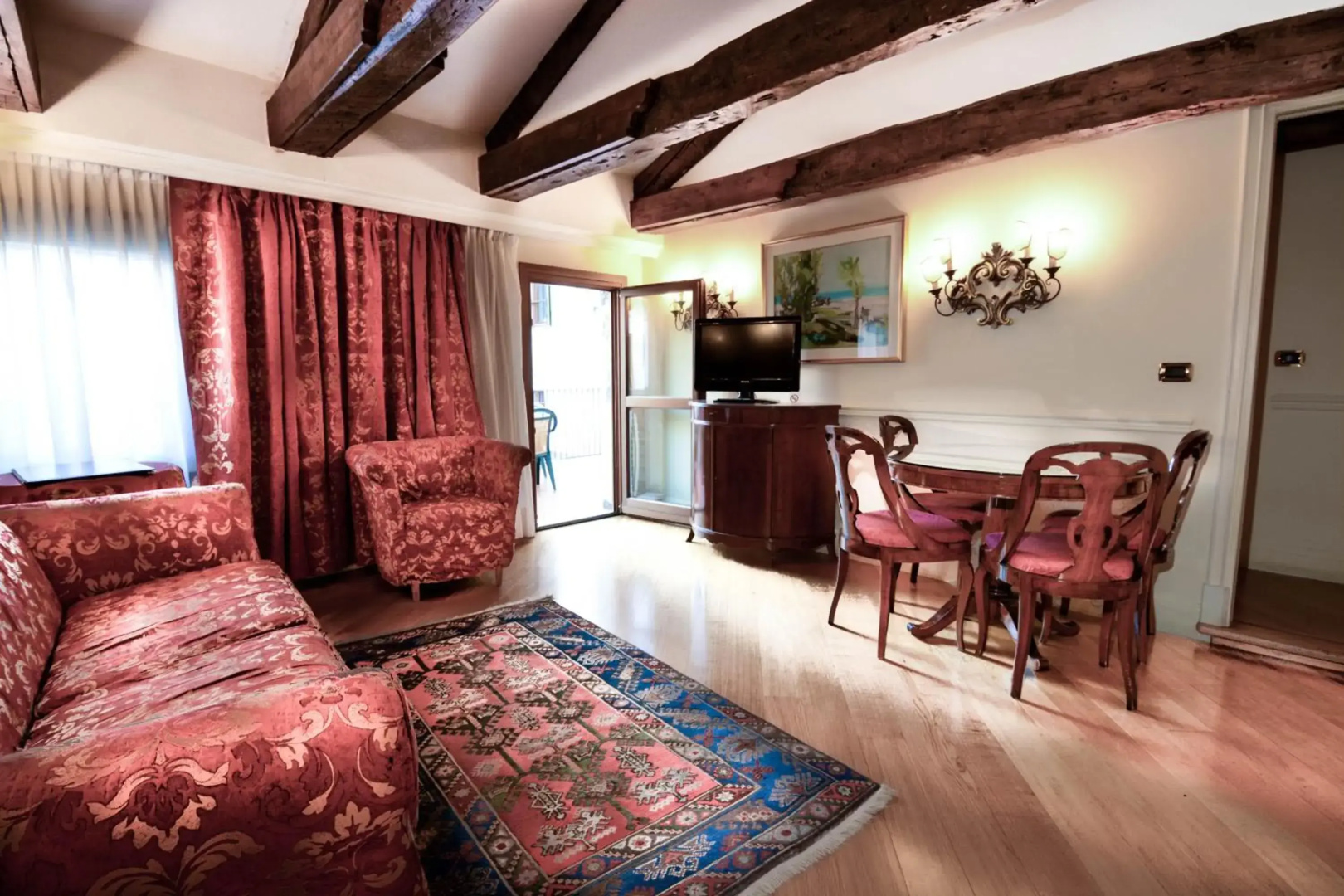 Torre dell'Orologio Suites