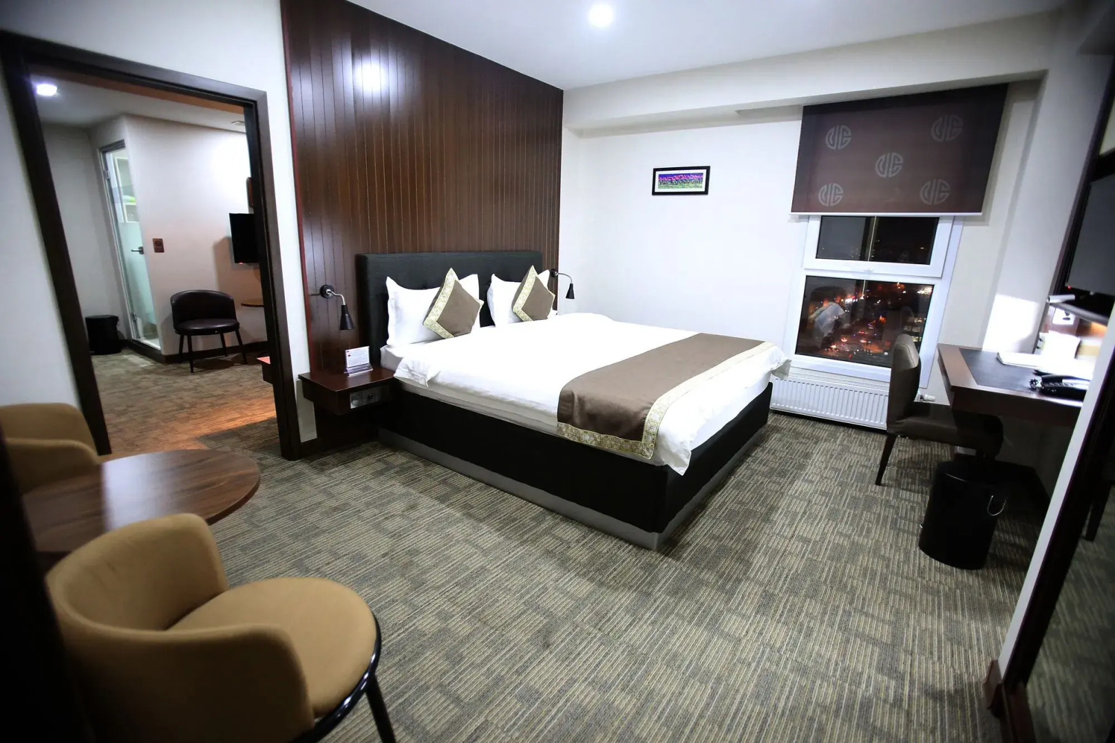 UBINN hotel & gallery