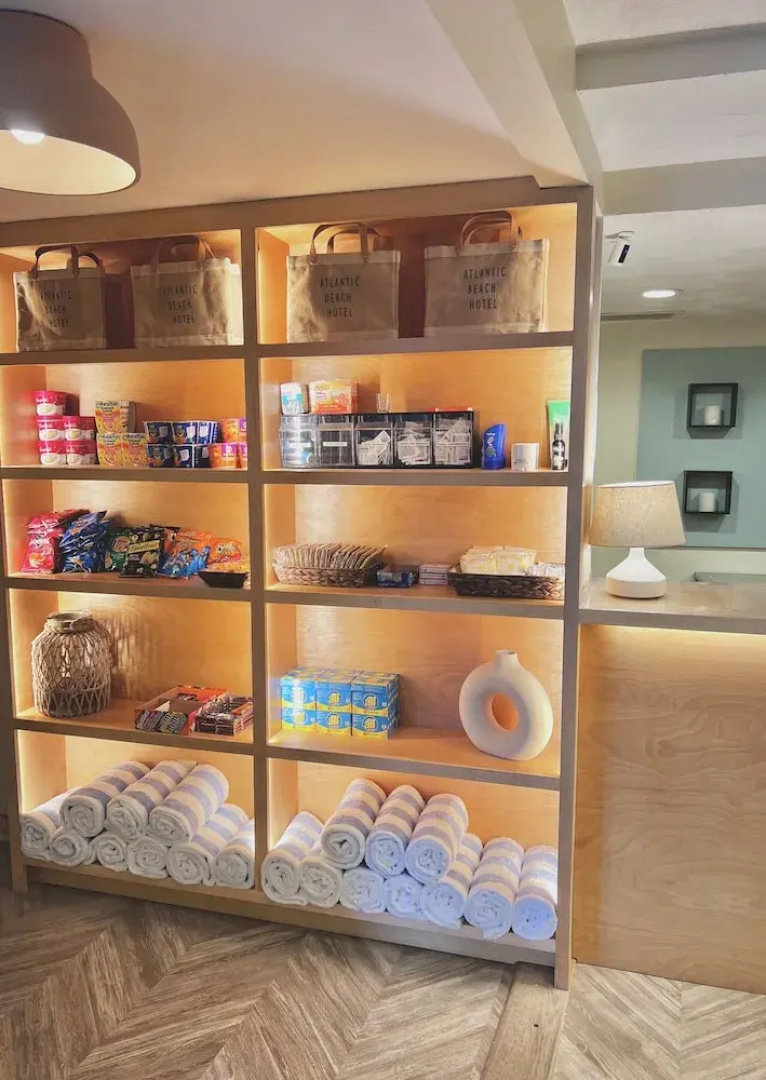 Quality Inn & Suites Atlantic Beach Hotel