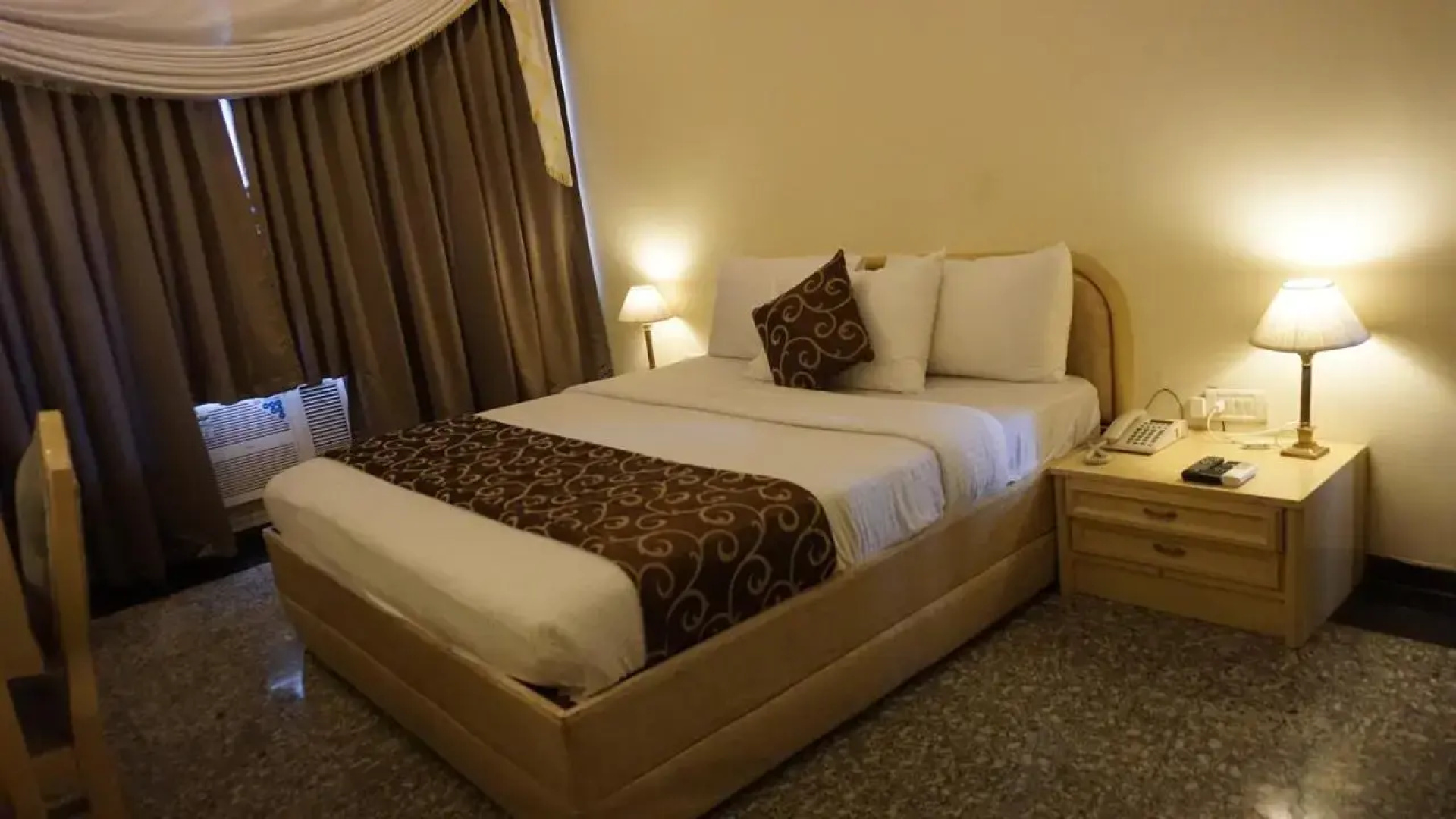 Hotel Poonja International