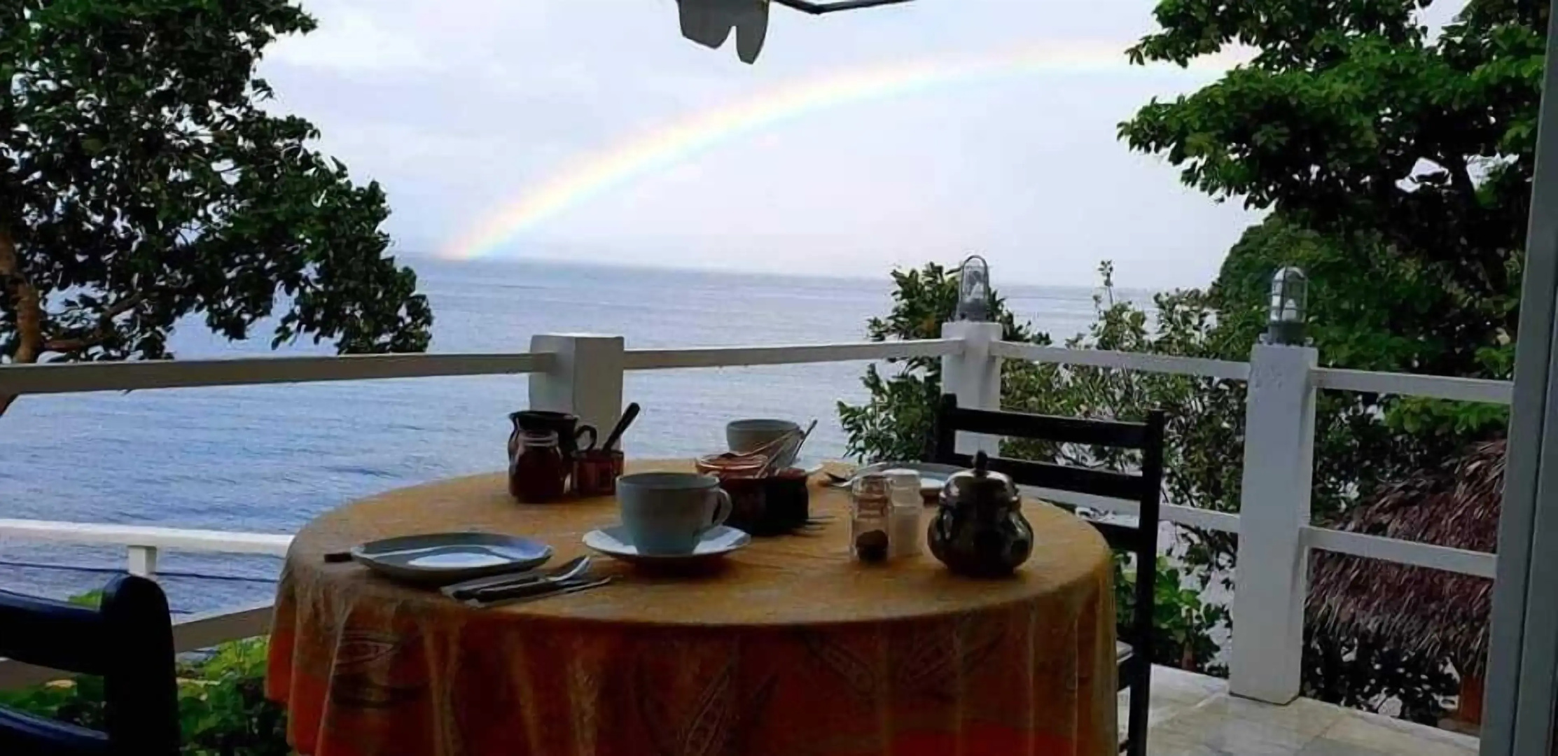 Coral Canyon Romblon - Hostel