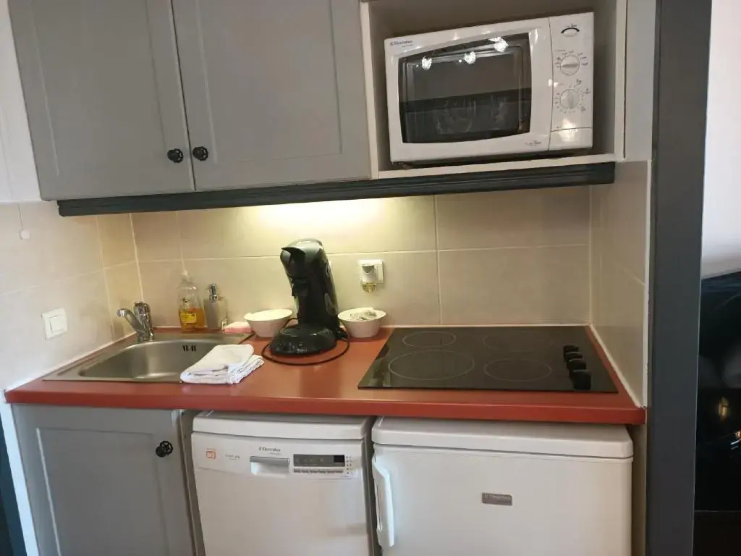 Charmant T2 climatisé avec belle vue , Golf de Pont-Royal