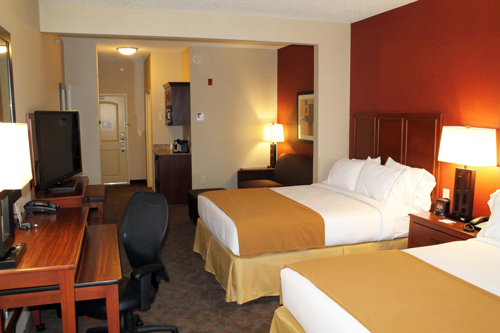 Holiday Inn Express Hotel & Suites Paducah West by IHG