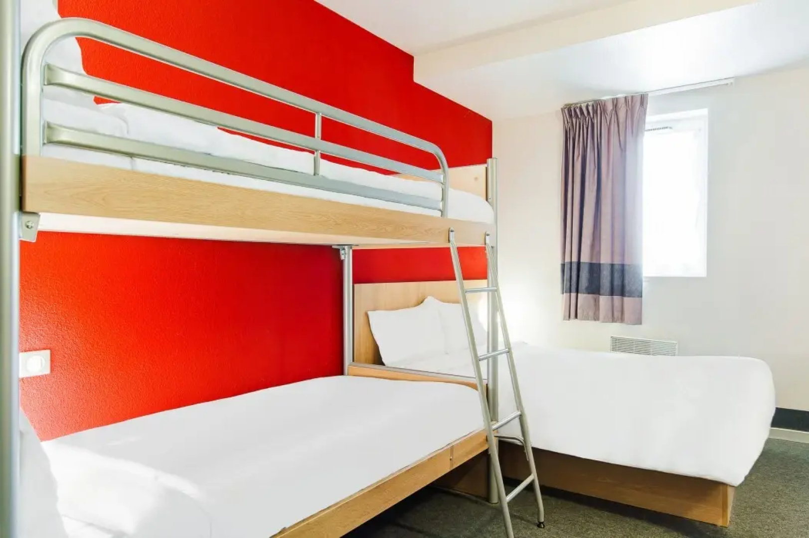 B&B Hotel Limoges 1