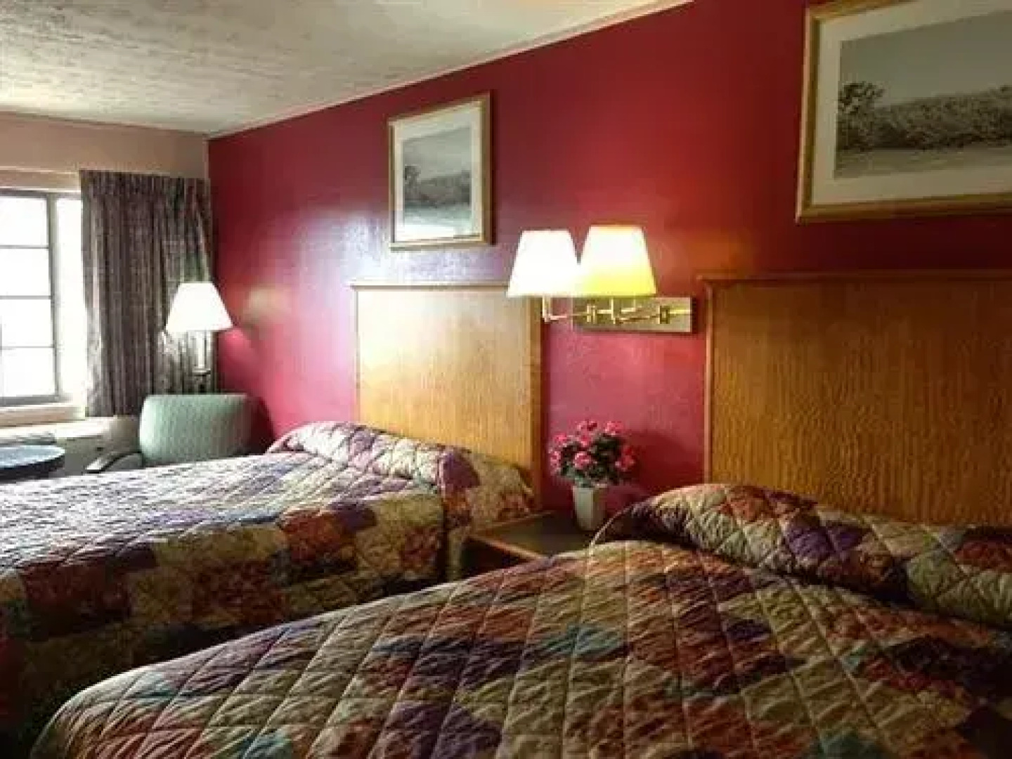 Red Carpet Inn Parkersburg