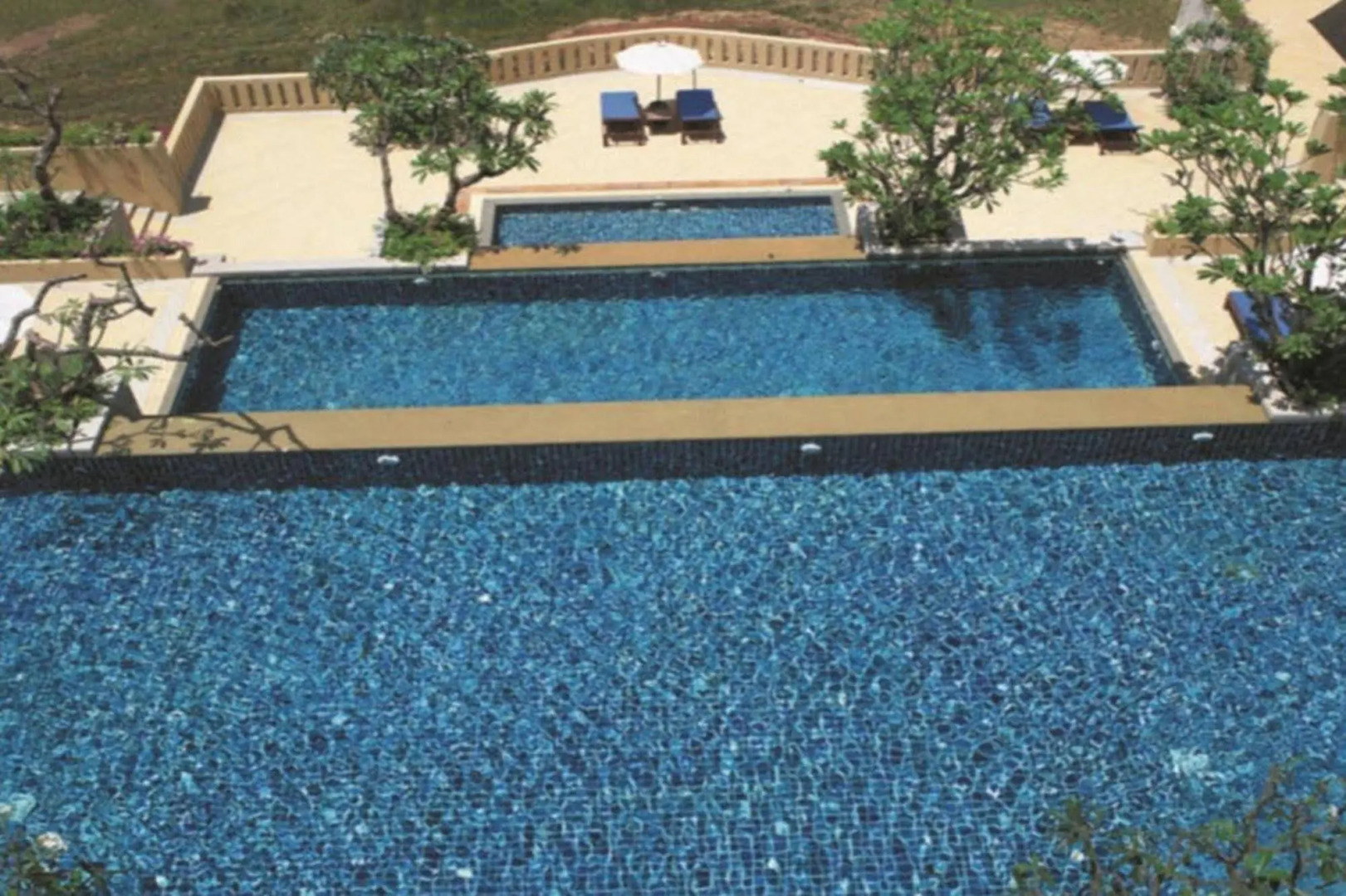 Pavilion Queen's Bay