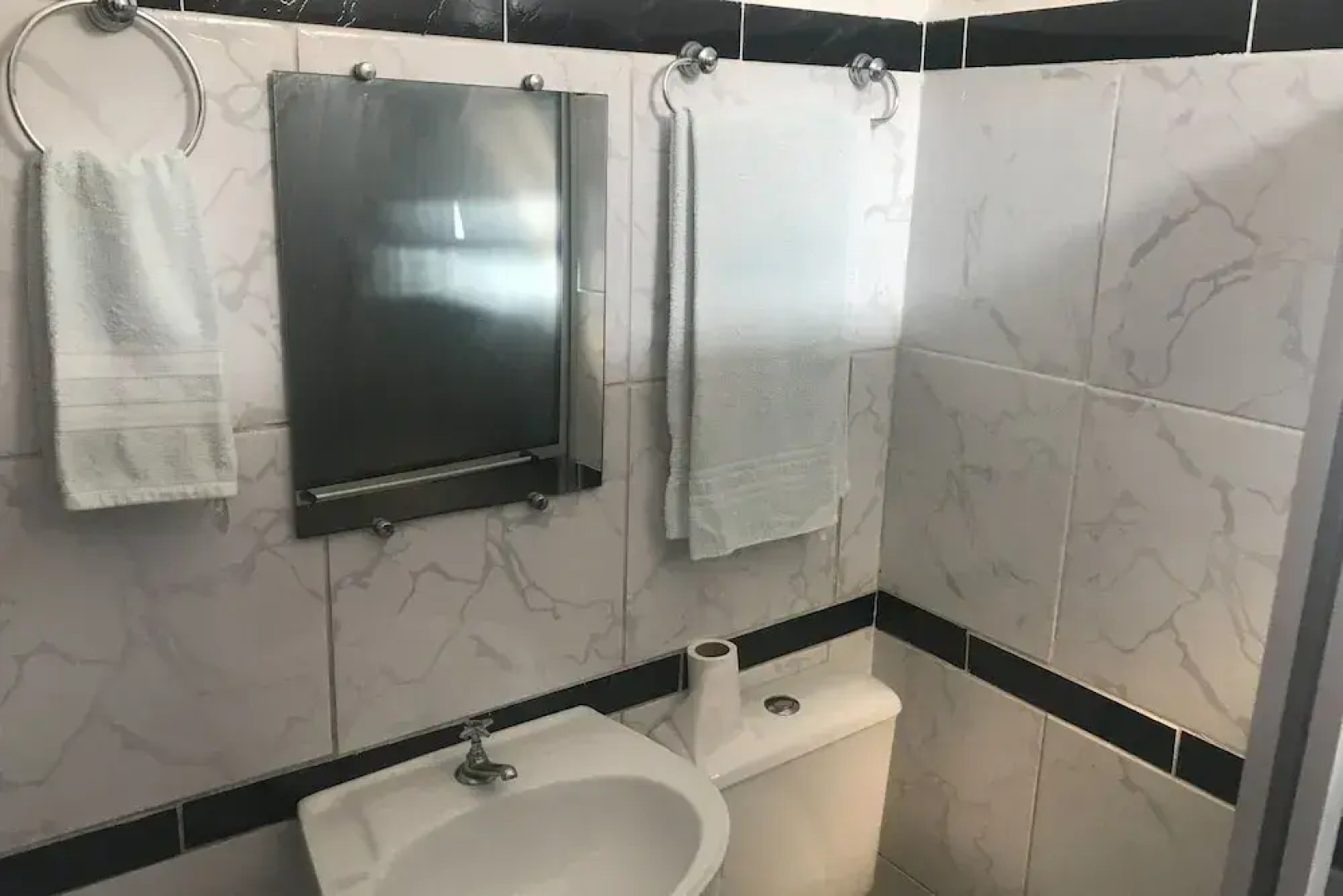 OYO Pousada Sayonara