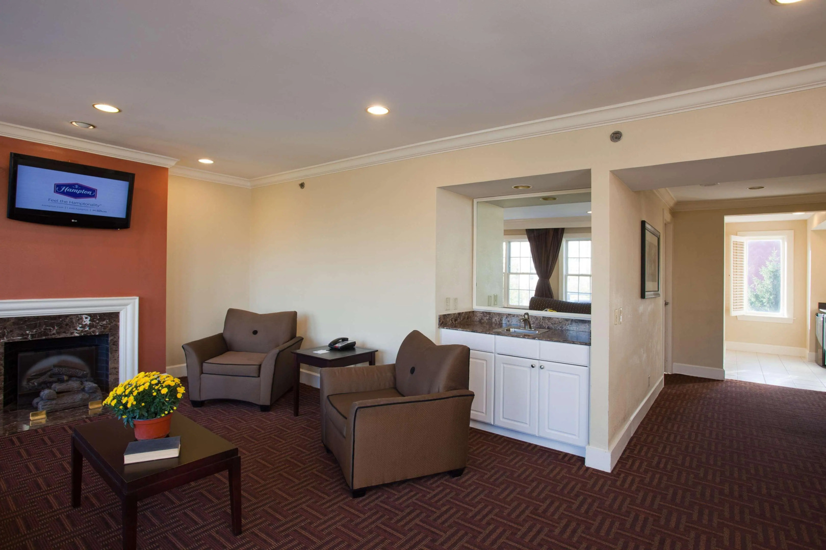 Hampton Inn & Suites Stamford