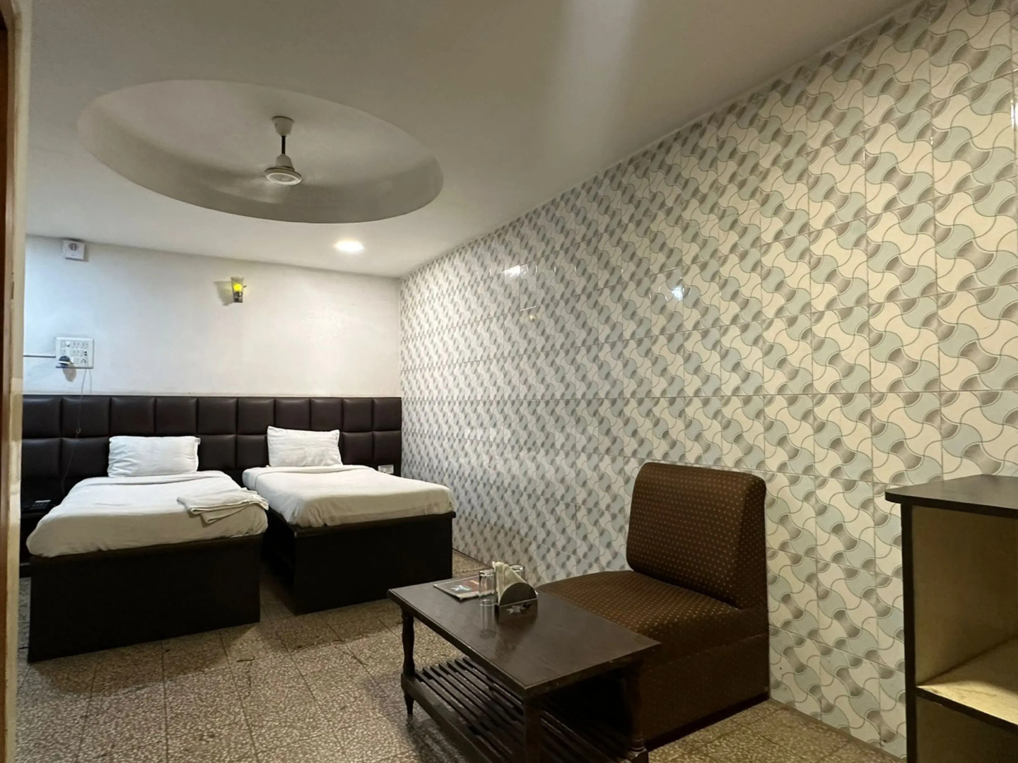 Hotel Deendayal
