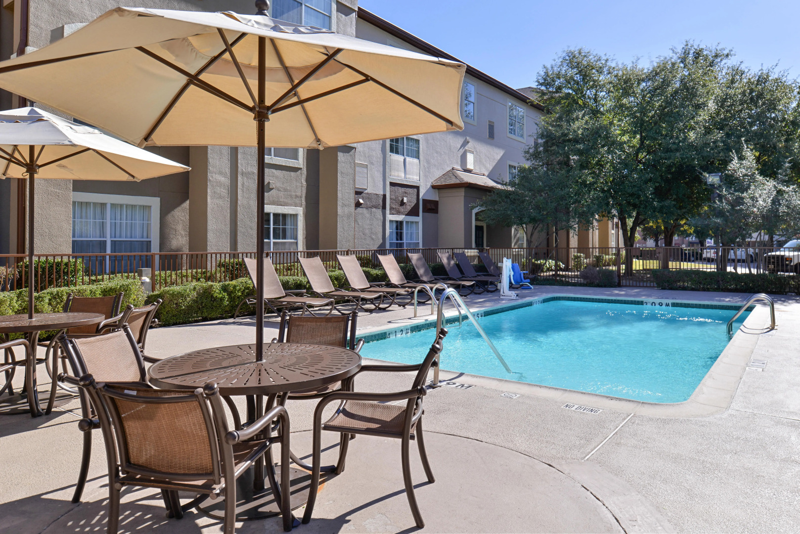 Staybridge Suites Dallas Addison
