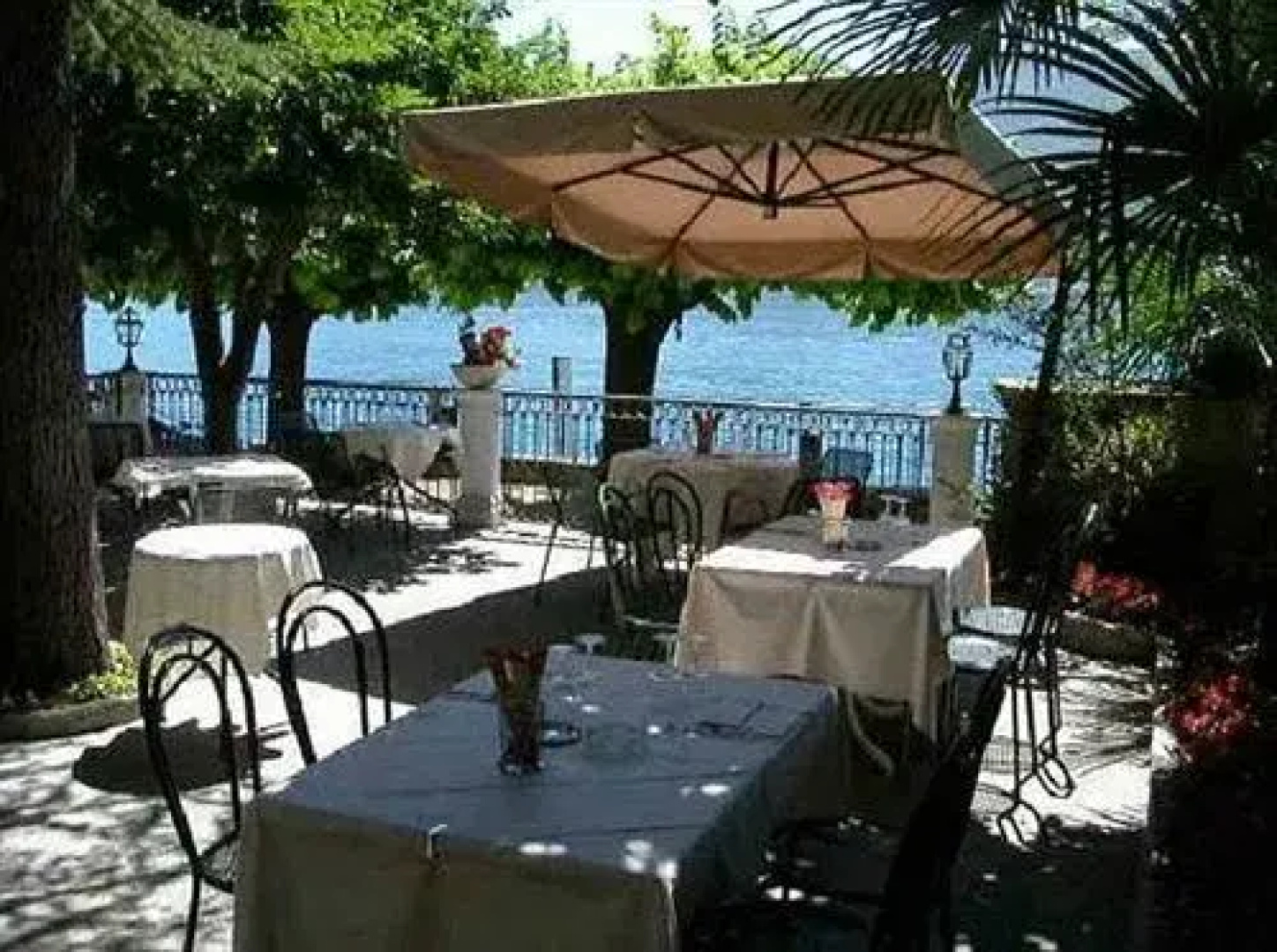Taverna Bleu