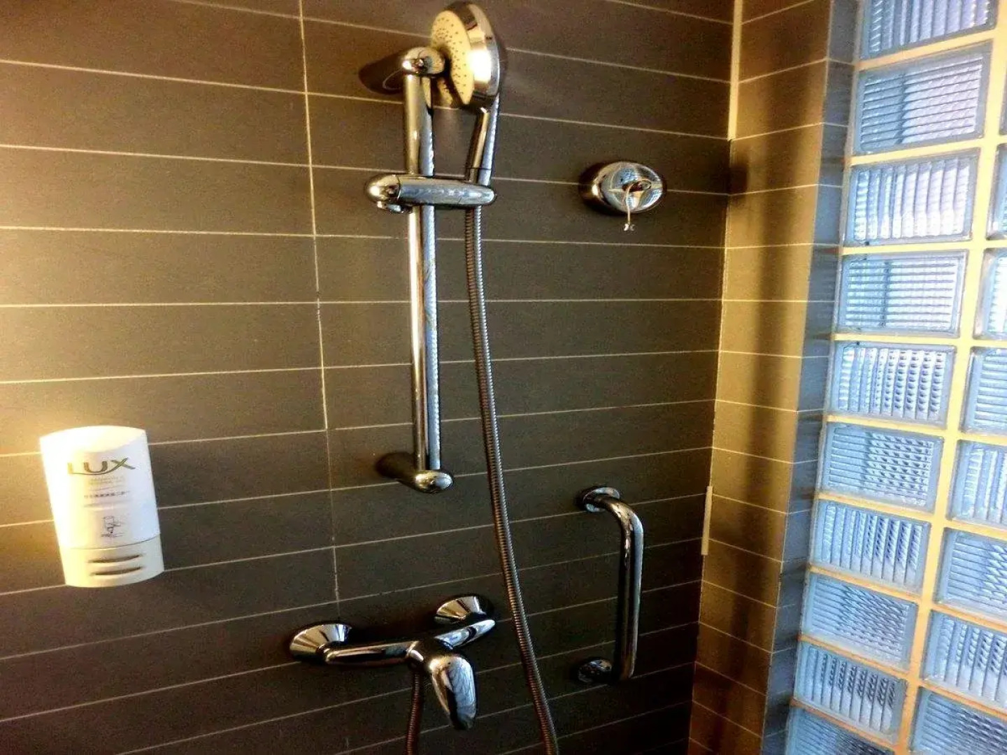 Holiday Inn Express Shanghai Jinqiao Central by IHG