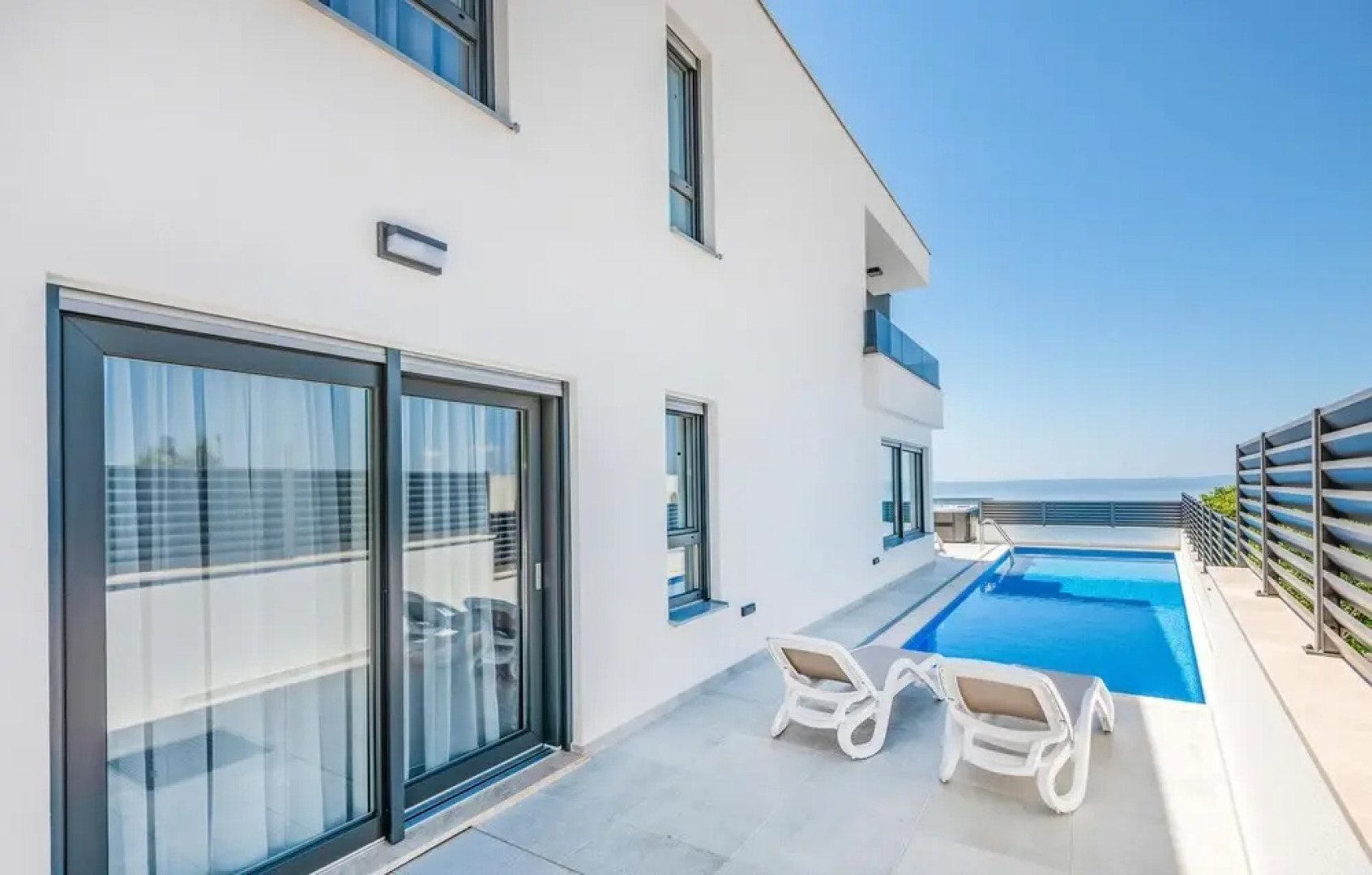 Amazing Home in Makarska with Outdoor Swimming Pool, Hot Tub & WiFi