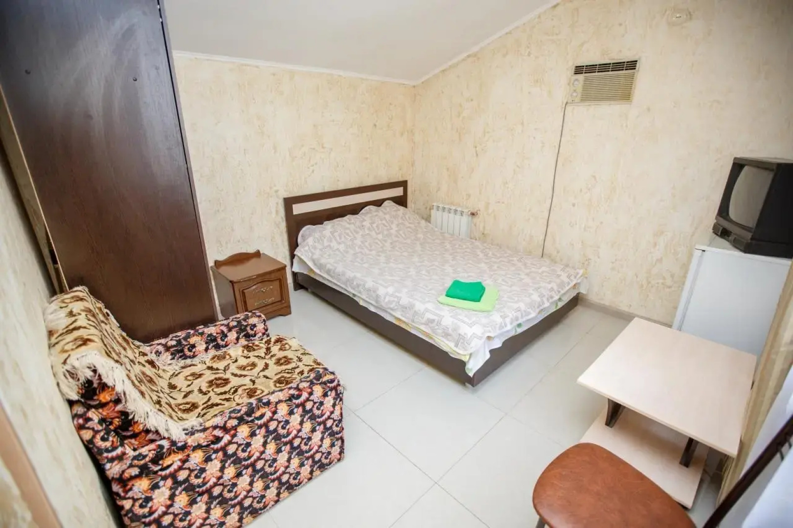 Akvamarin Guest House