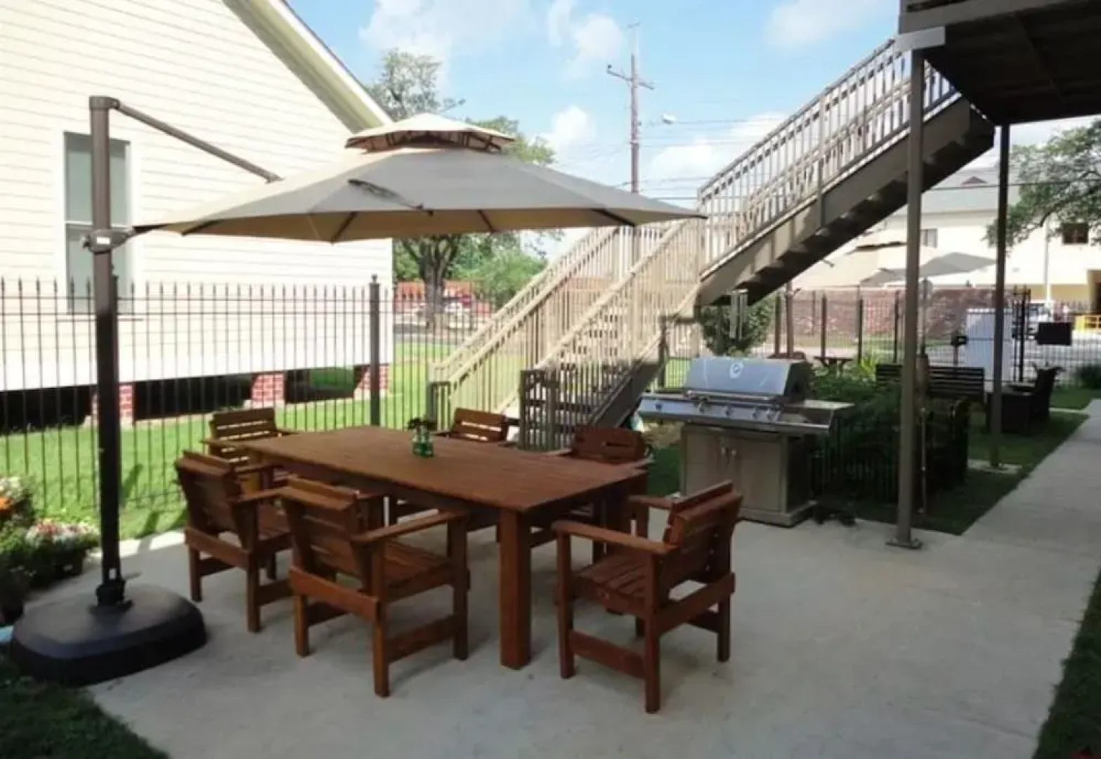 Choo Choo Lofts, 3 br, 2 bath, Full Kitchen - Lafayette, LA