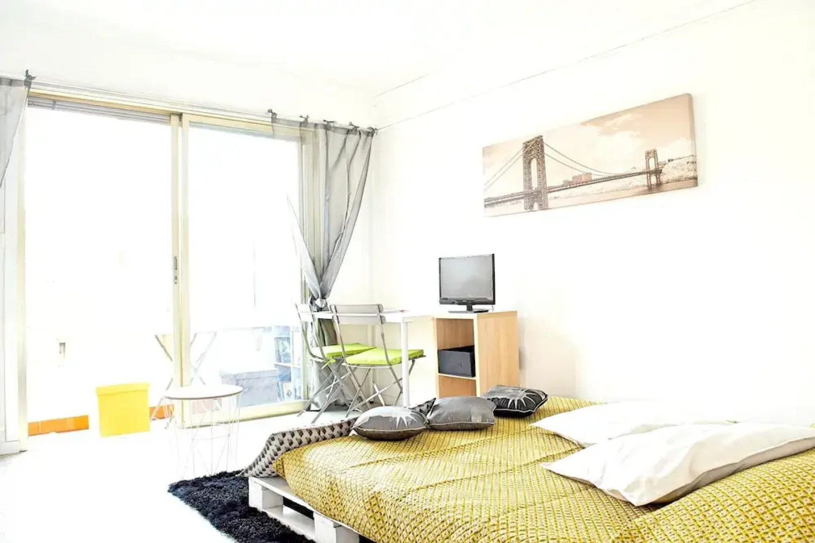 Studio in Golfe Juan - Vallauris, with Wonderful Mountain View And Balcony - 700 M From the Beach