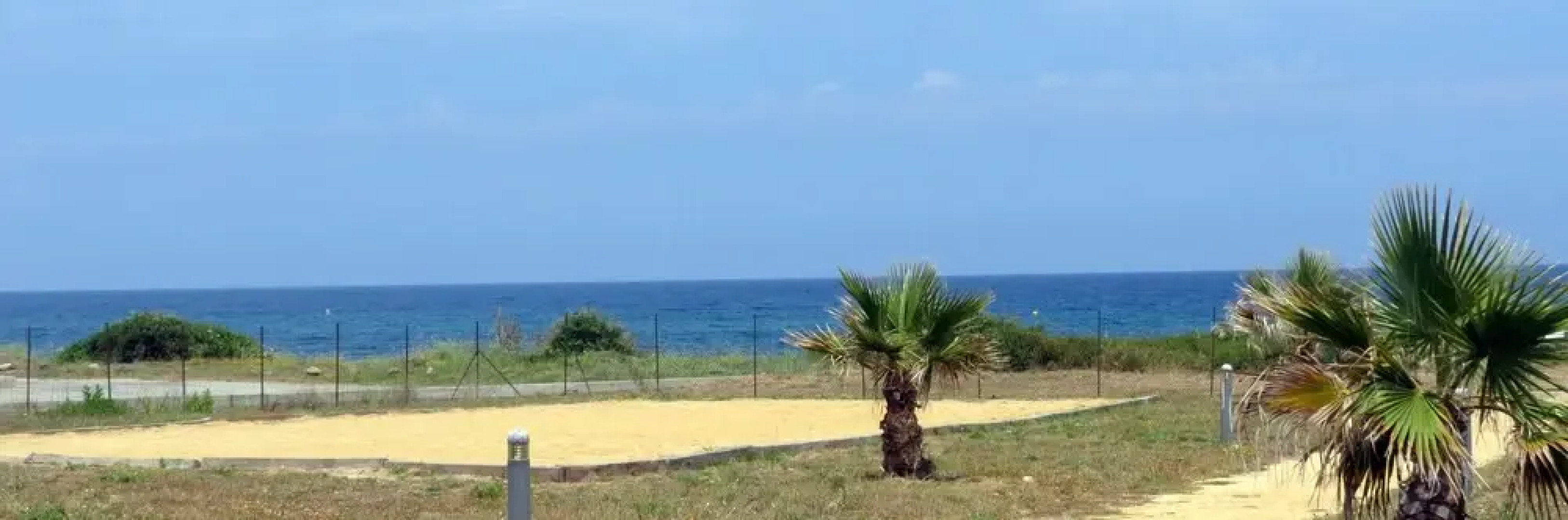 Mini 3 Mediterranean Style Villa, 100 m From the Sea, Heated Pool