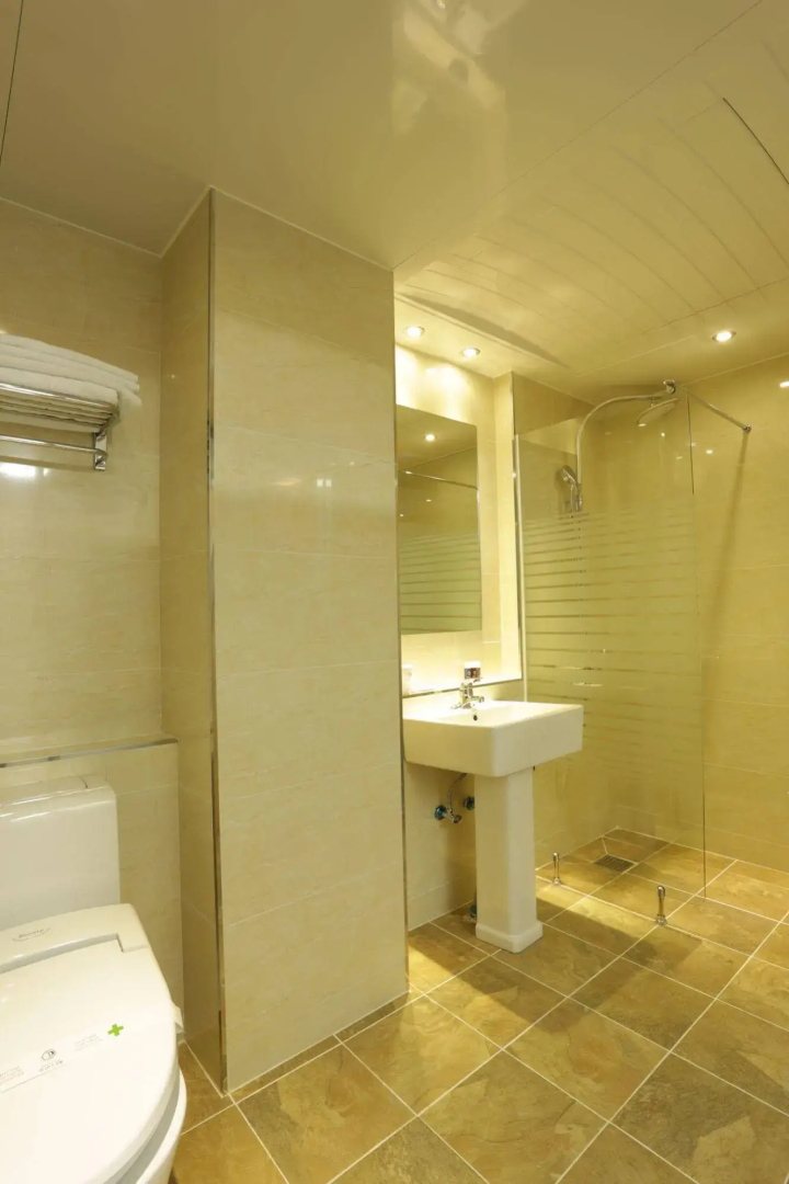 Radiance Tourist Hotel