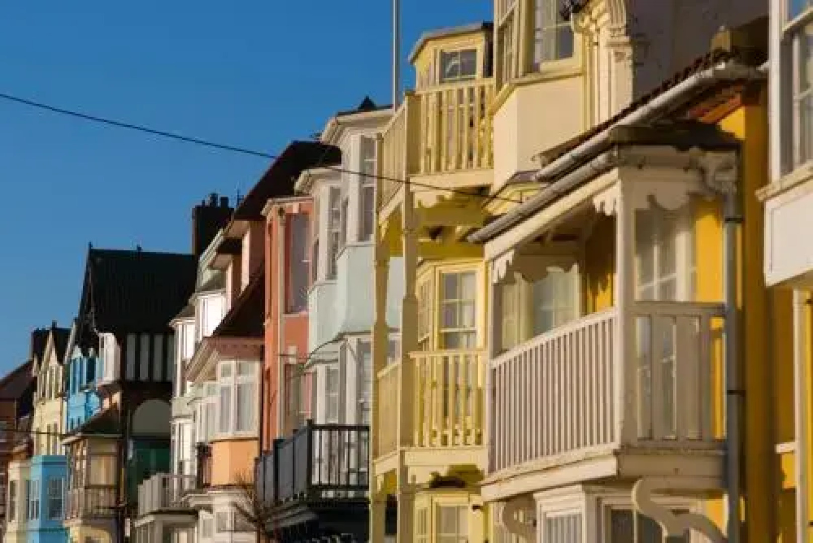 Romantic Flint Cottage on the Suffolk Coast