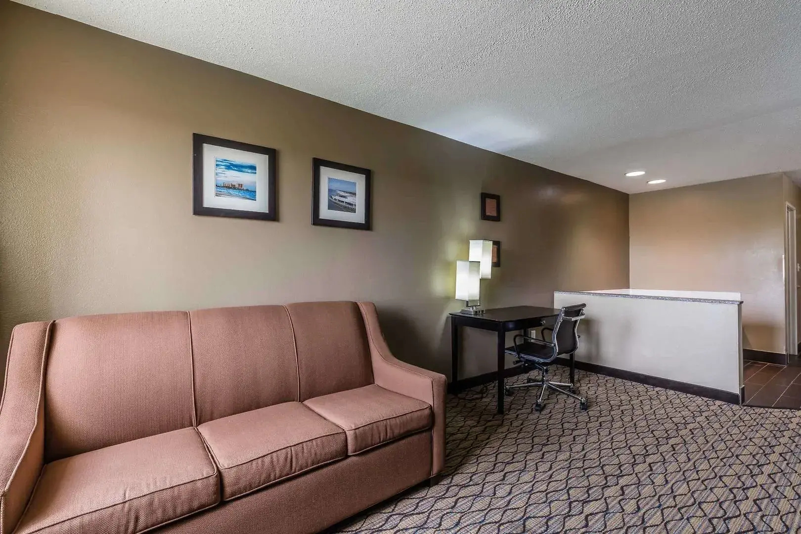 Comfort Inn & Suites Crystal Inn Sportsplex