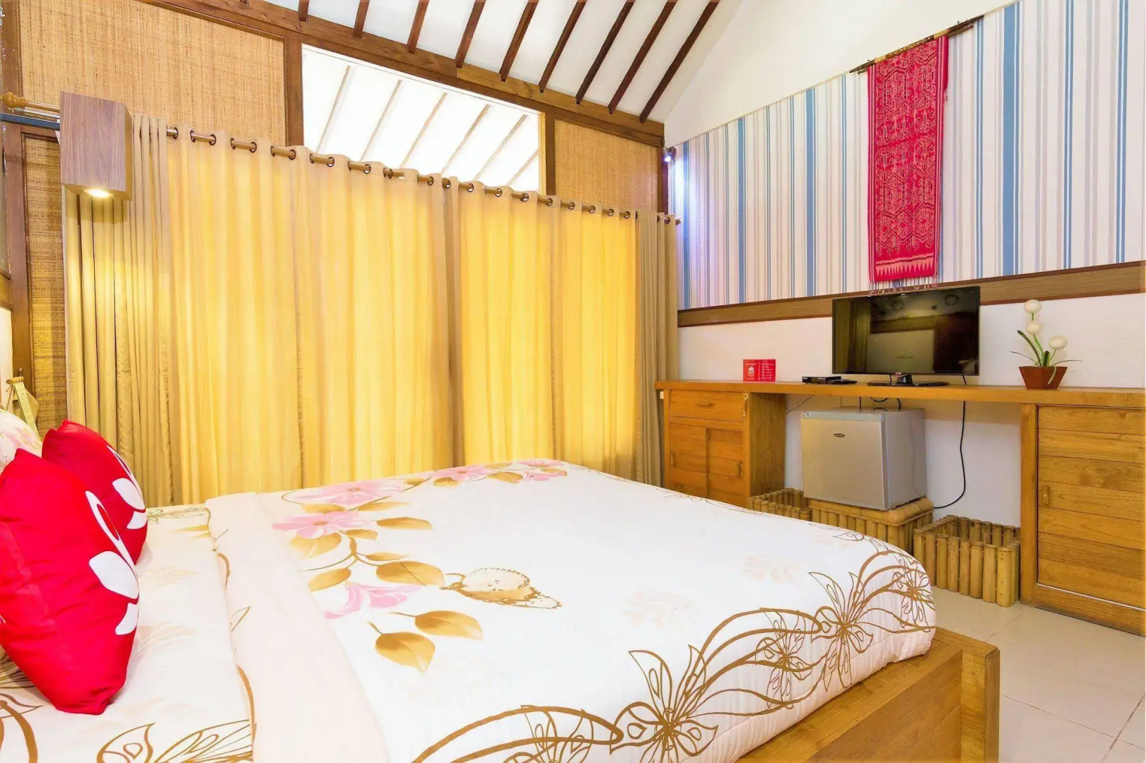 ZEN Rooms Lombok Raya Senggigi