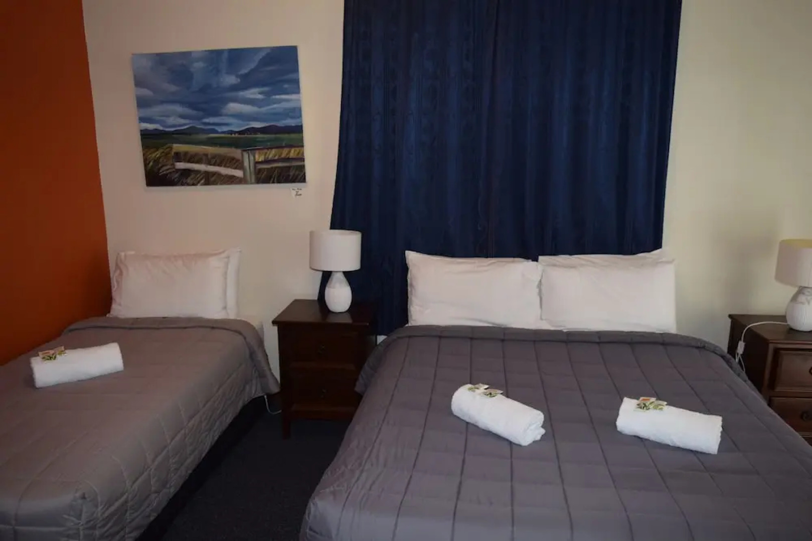 Garston Hotel and Cafe