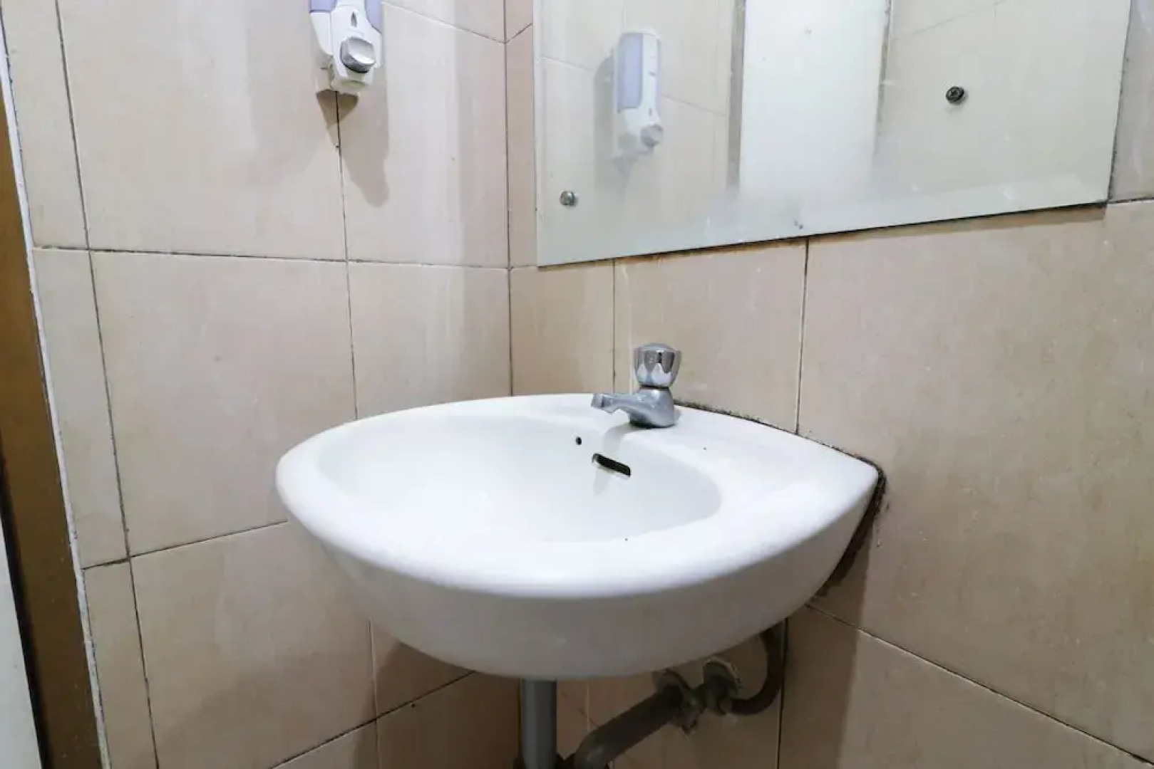 Ray Apartment (Margonda Residence 2)