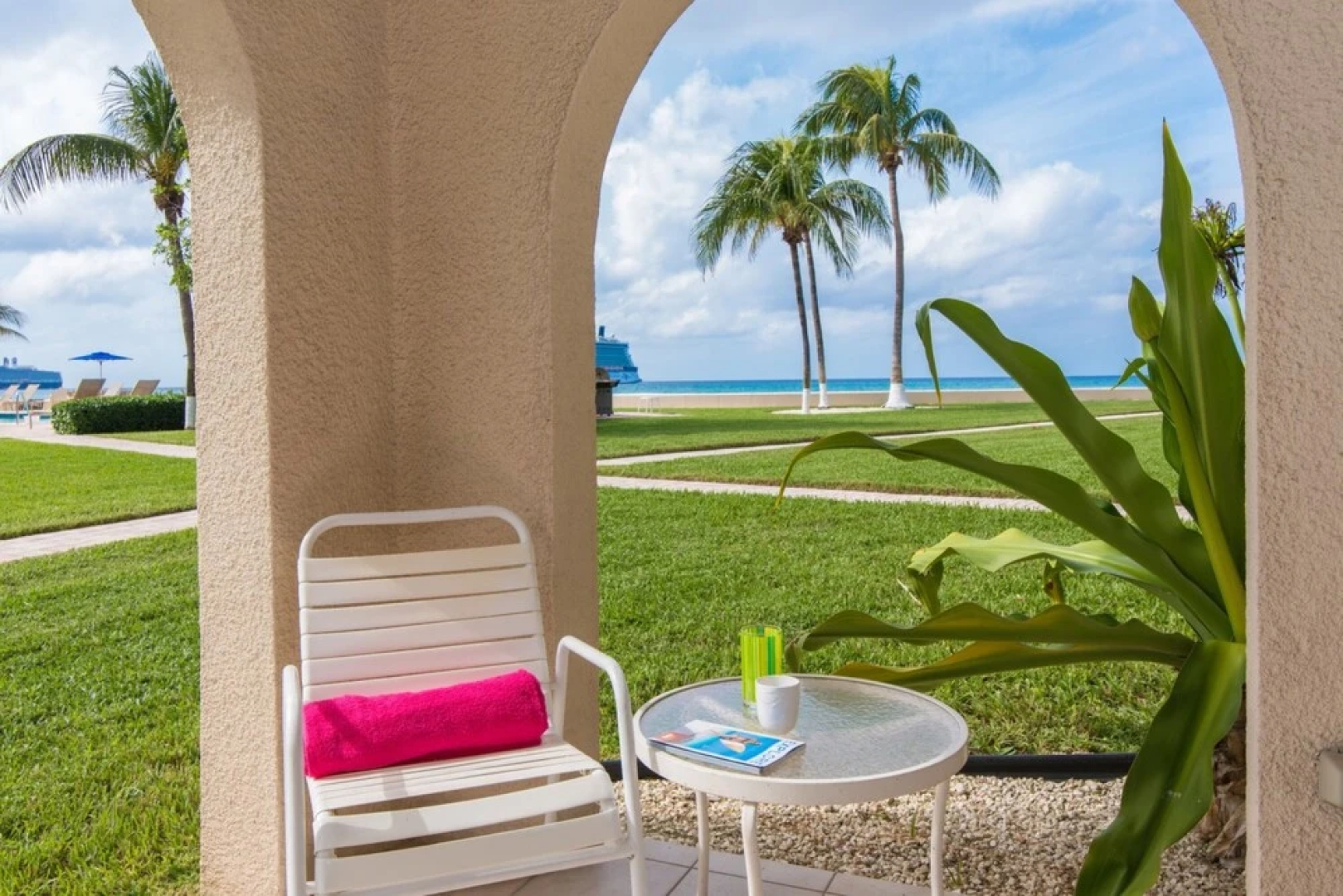 George Town Villas by Cayman Villas