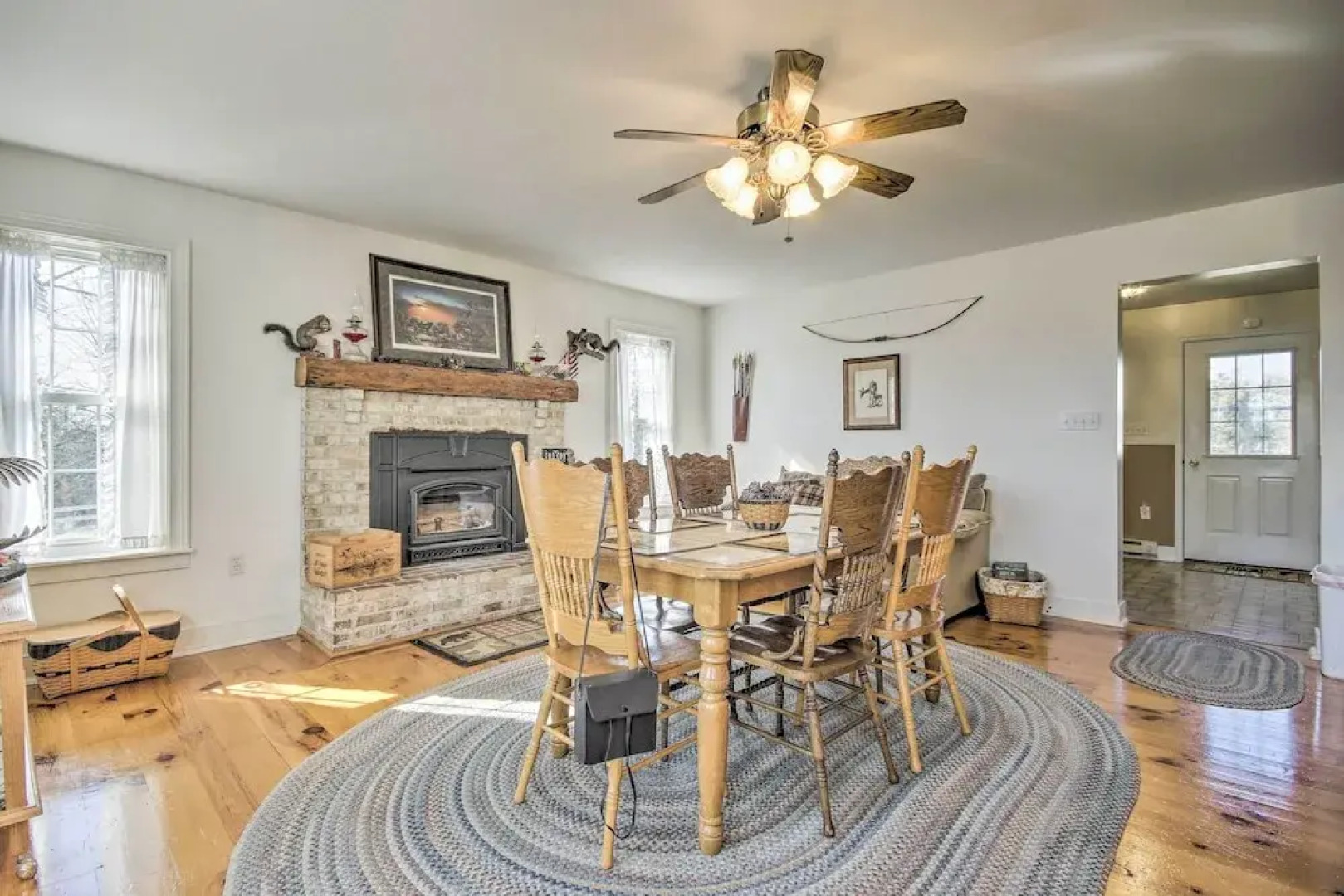 Farmhouse on River, 12 Miles to Liberty Mountain