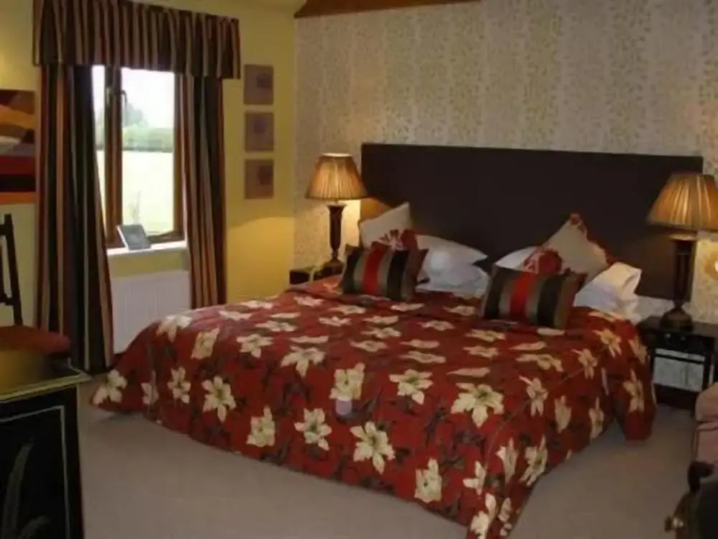 Cornfields Hotel & Restaurant