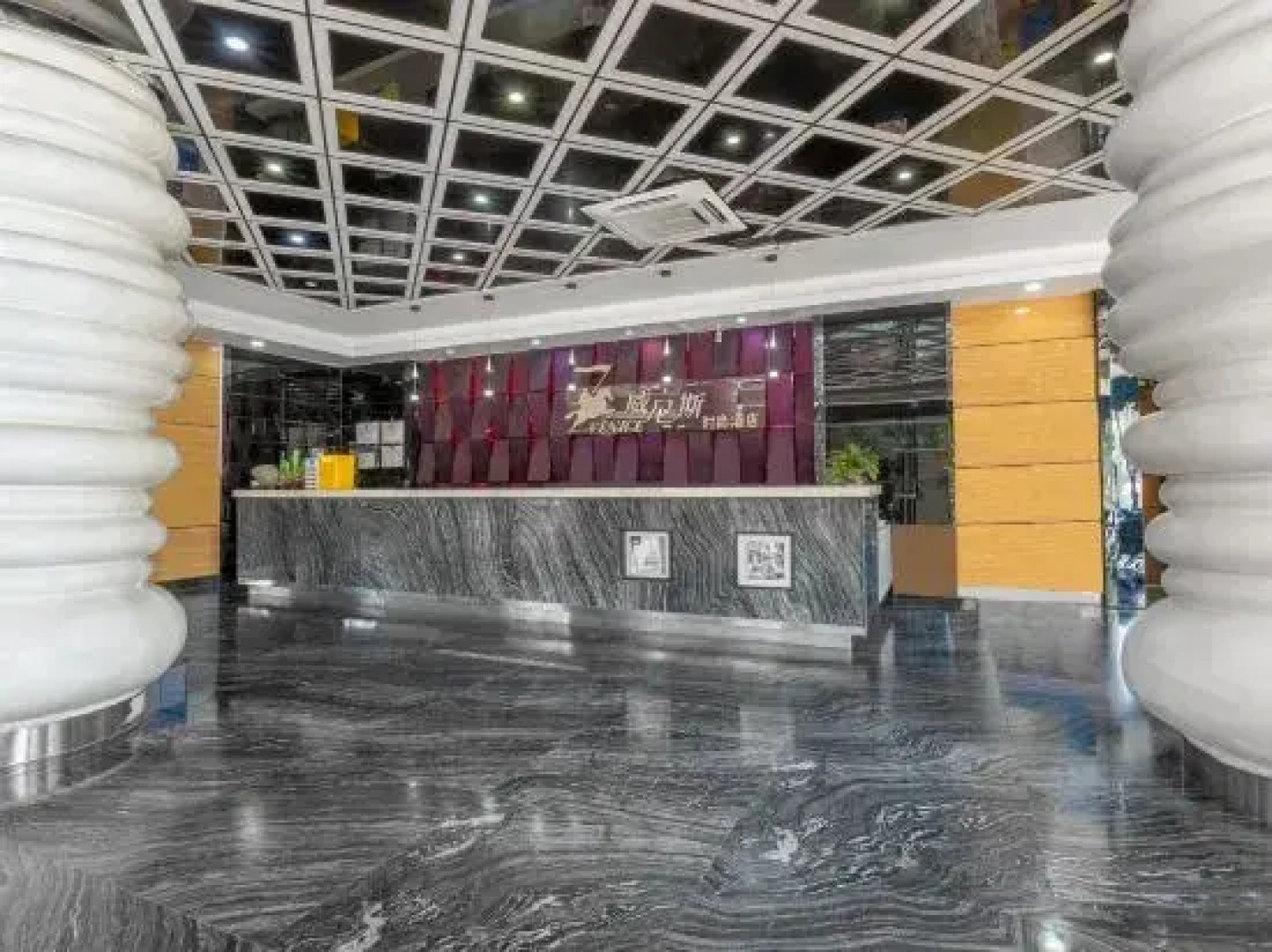 Venice Fashion Hotel