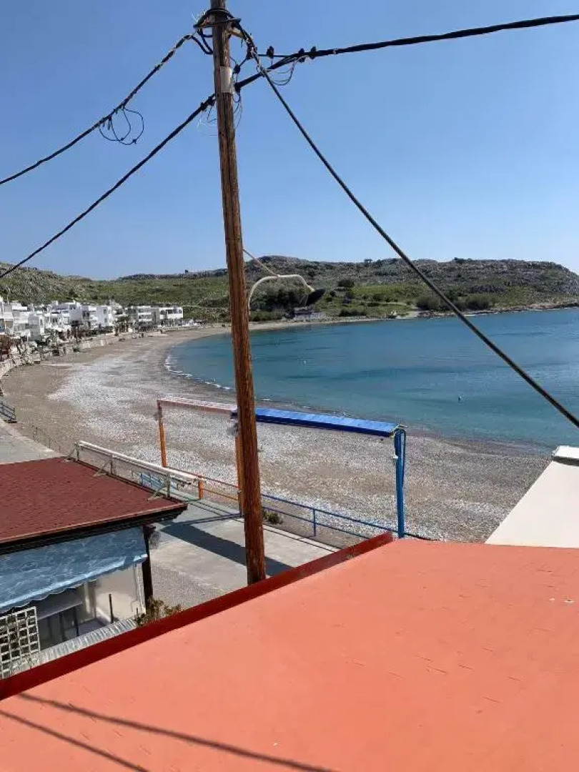 Haraki Style Studio Apartment