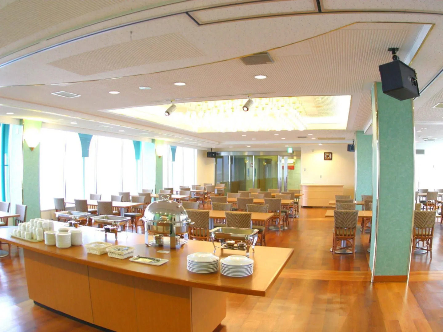 Suwa Lakeside Hotel