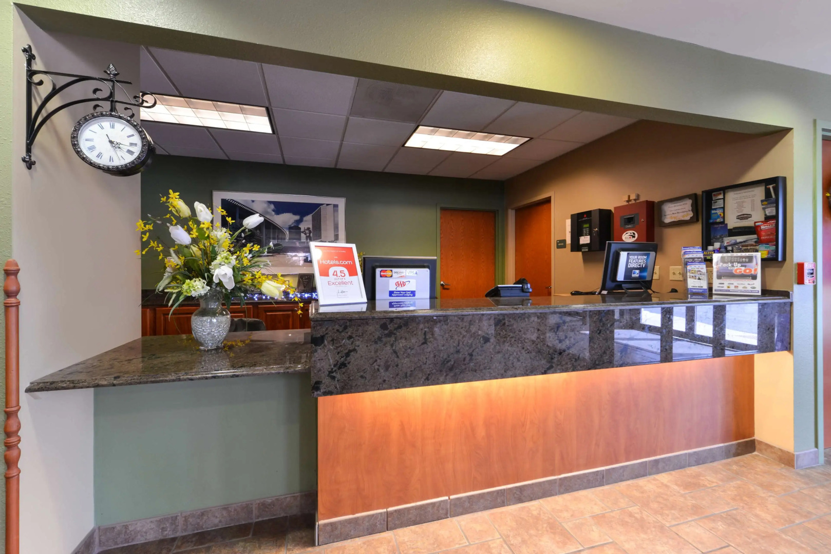 Country Hearth Inn & Suites Edwardsville St. Louis