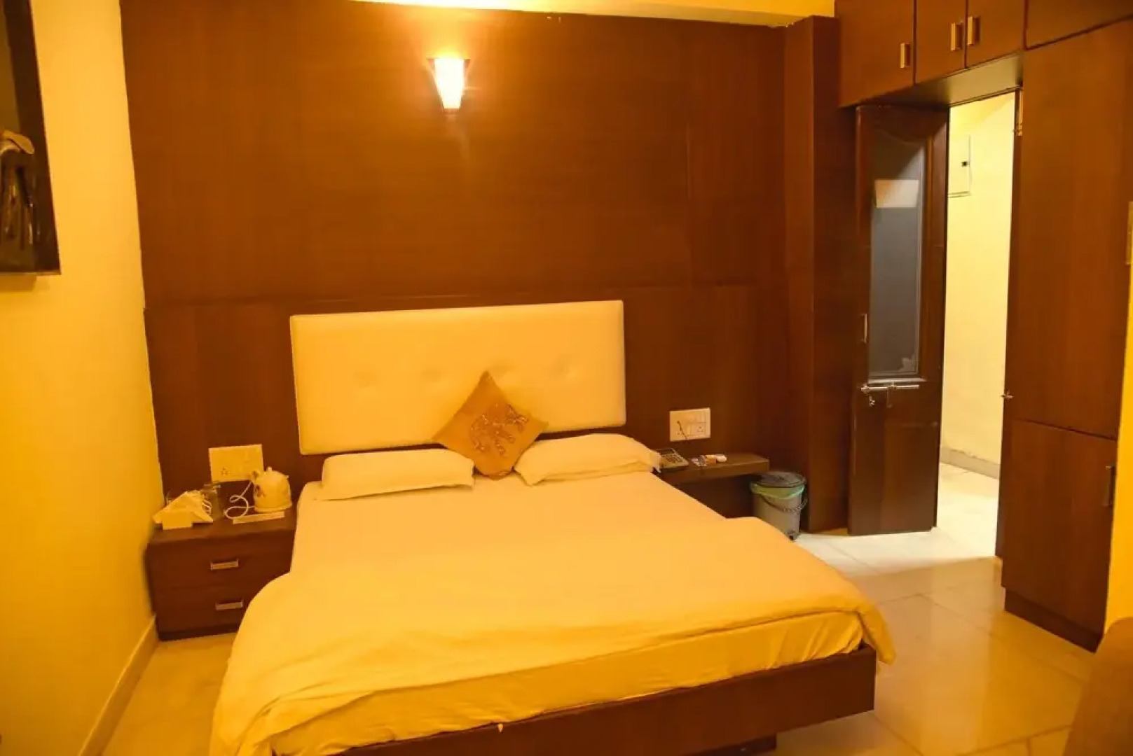 Royal Palms Luxury Rental Apartments