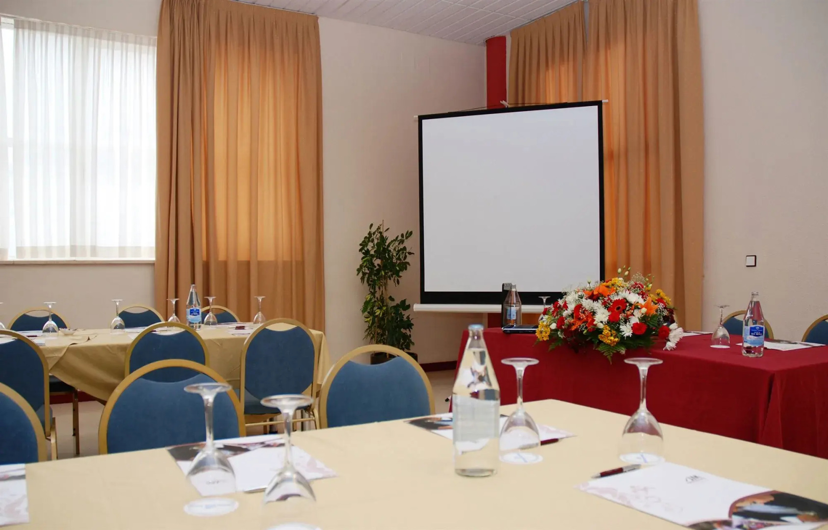 Hospedium Hotel Sky Blu Torre de Sevilla