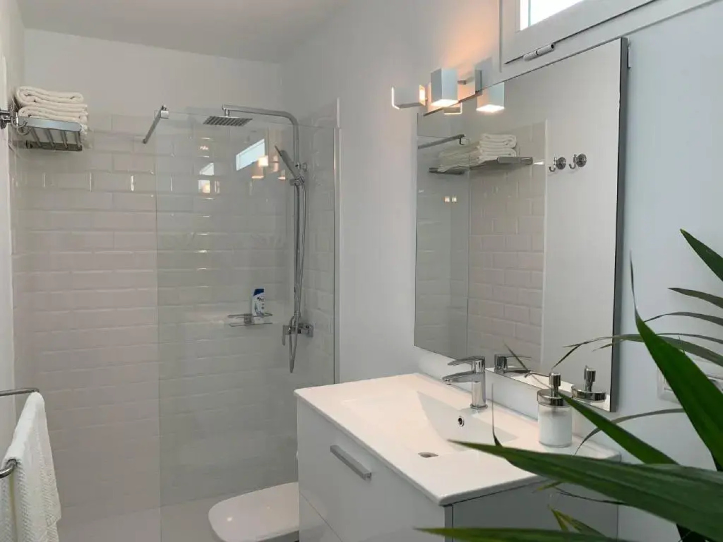 Princesa Ico 50 metros del mar