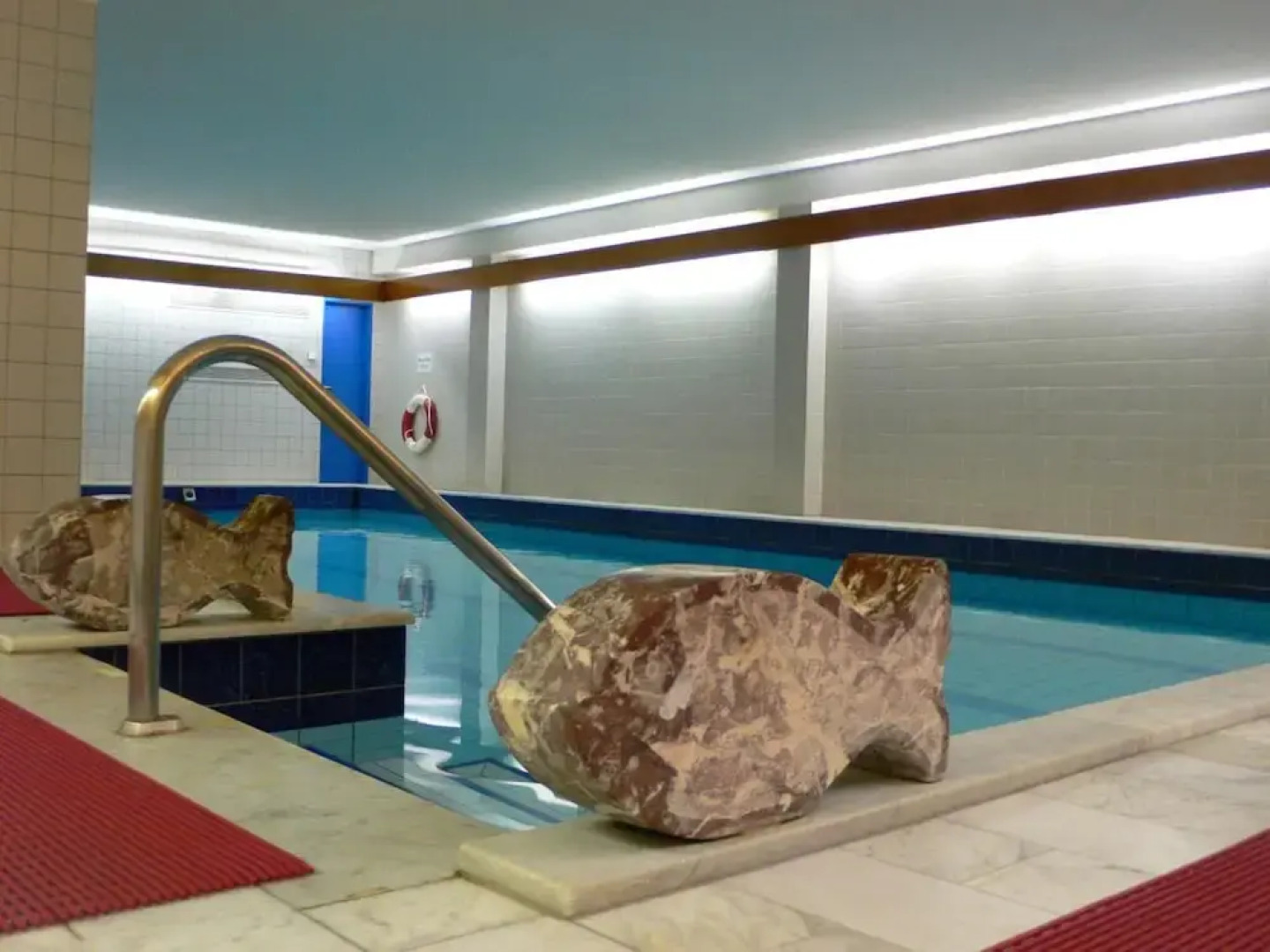 Hotel Meran Hallenbad & Sauna