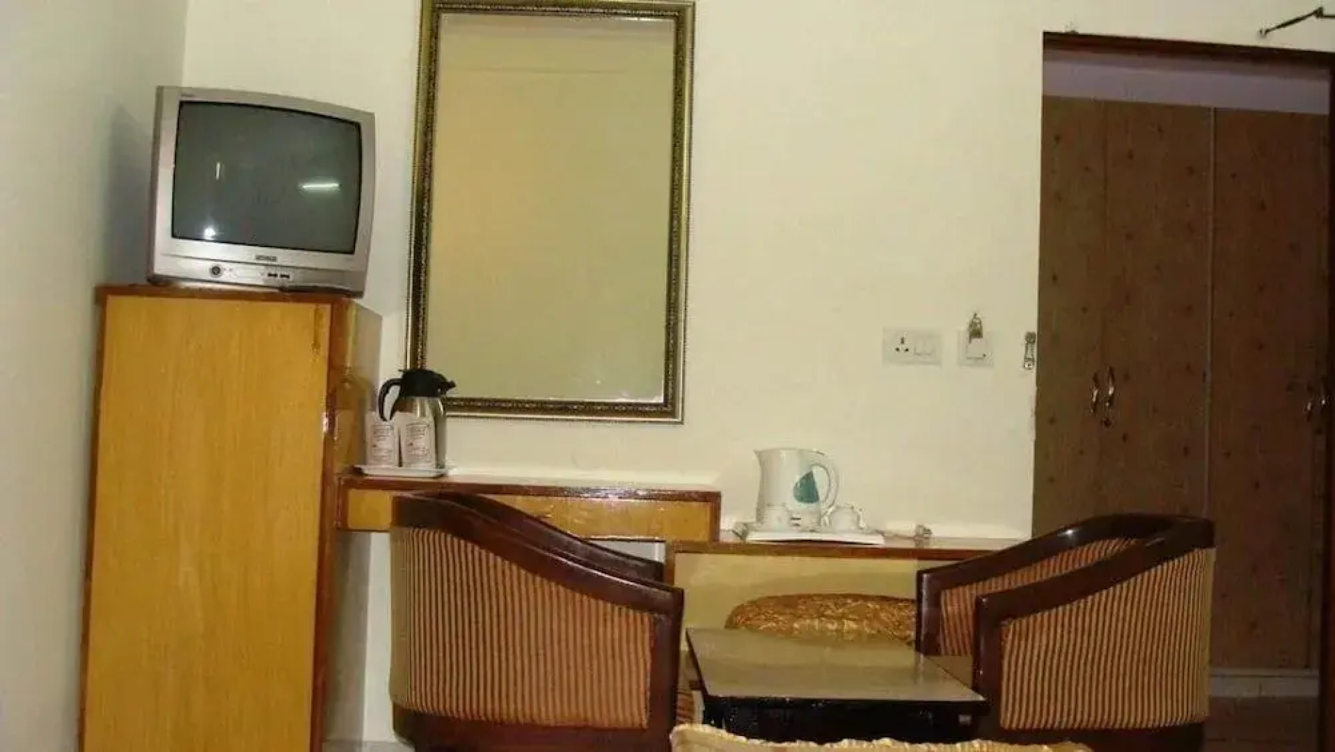 Madhuvan Hotel