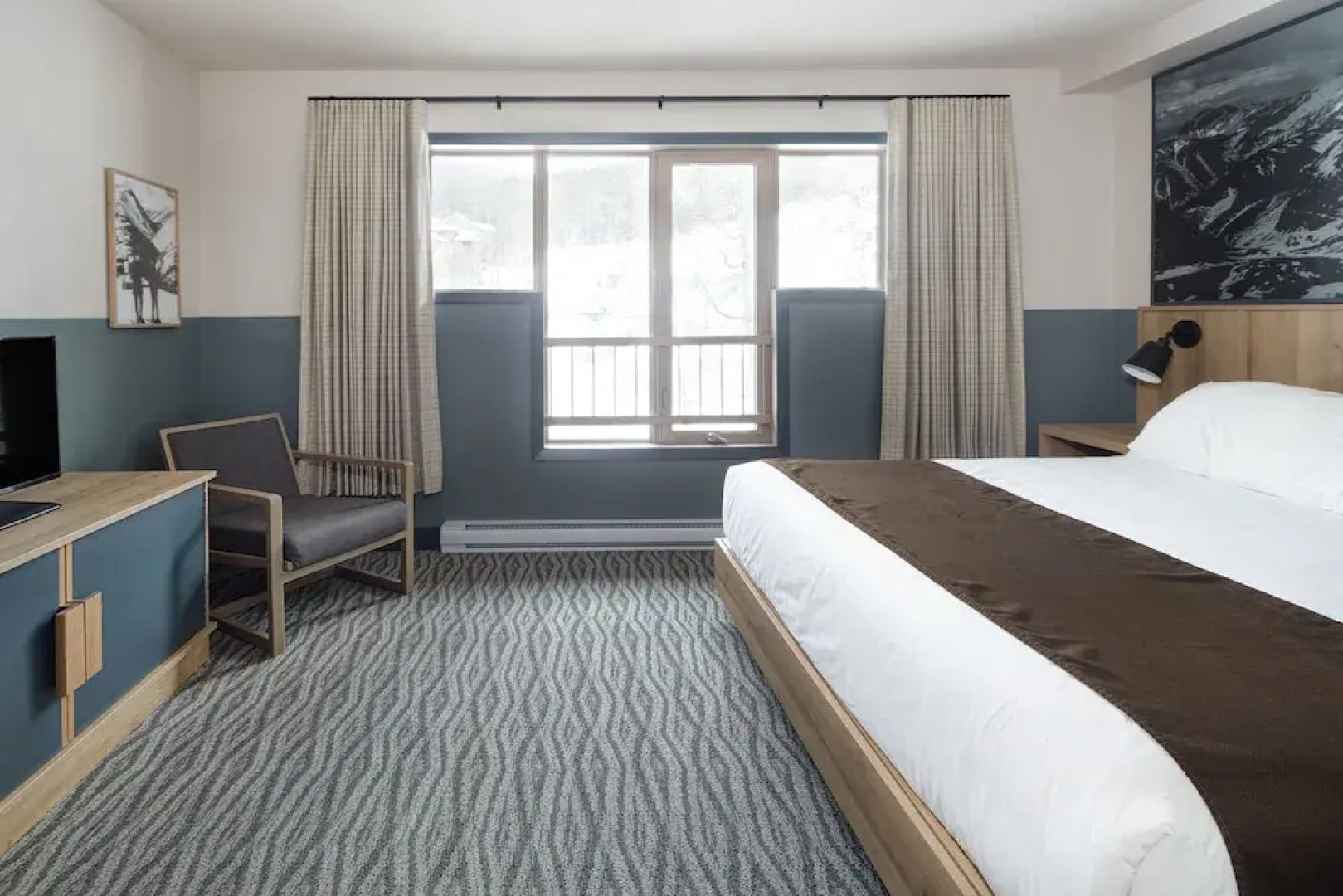 Pine Inn at Panorama Mountain Village