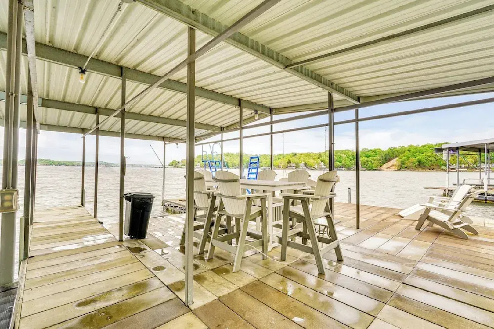 Swim, Boat & Fish: Townhome on Lake of the Ozarks